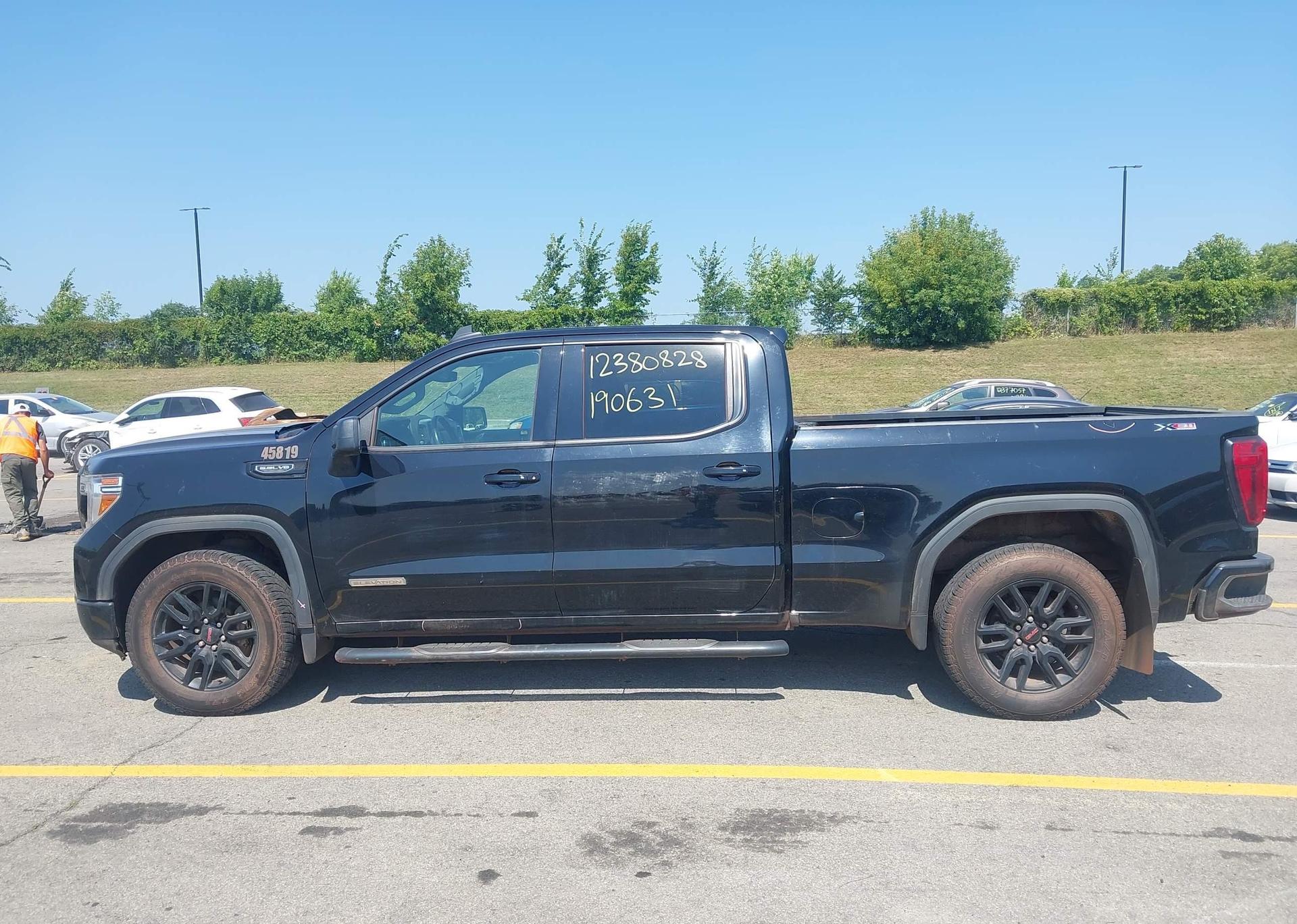 2021 GMC SIERRA K1500 ELEVATION