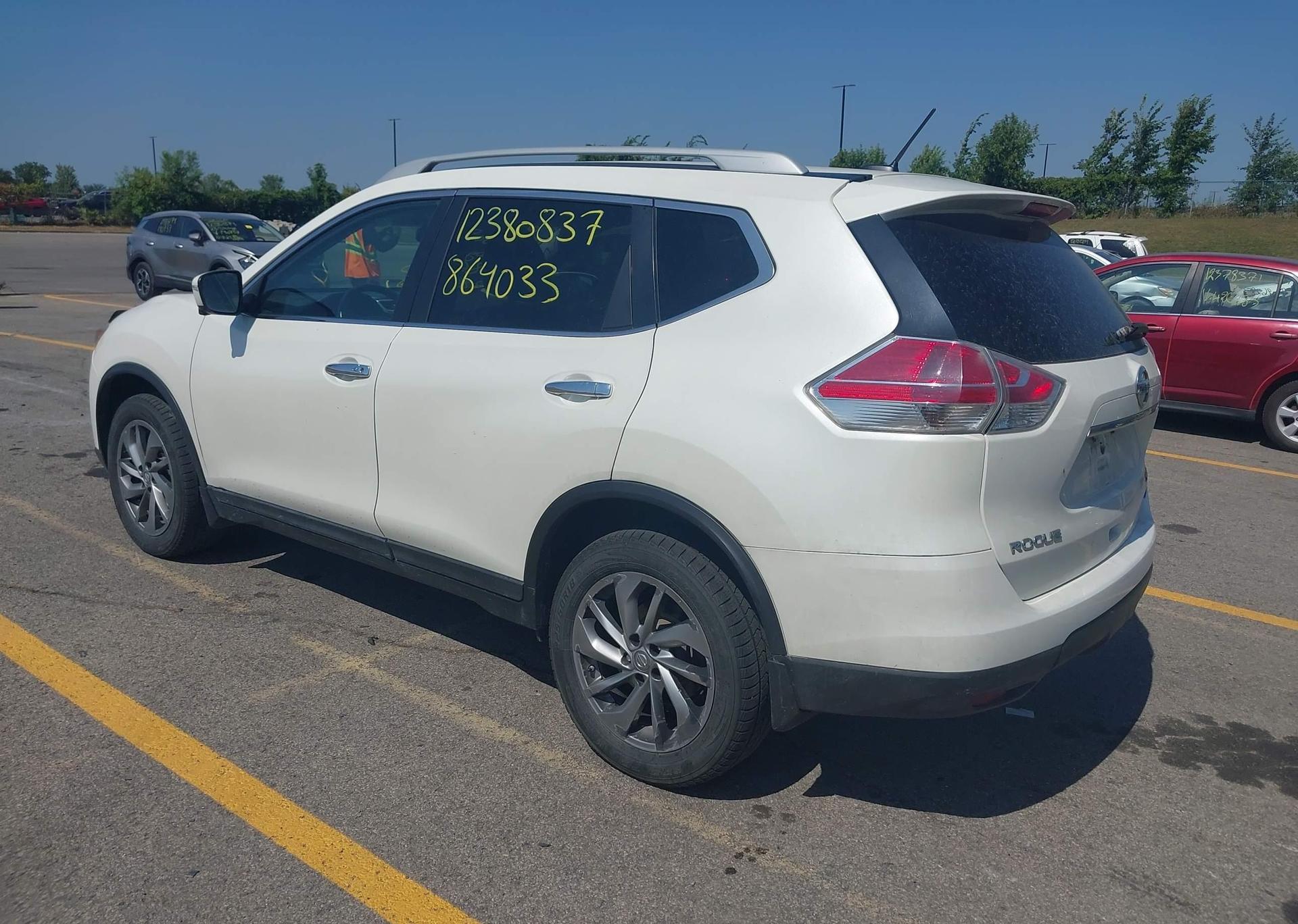 2015 NISSAN ROGUE S