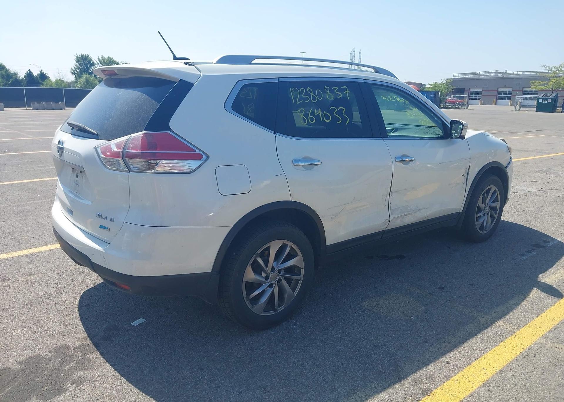 2015 NISSAN ROGUE S