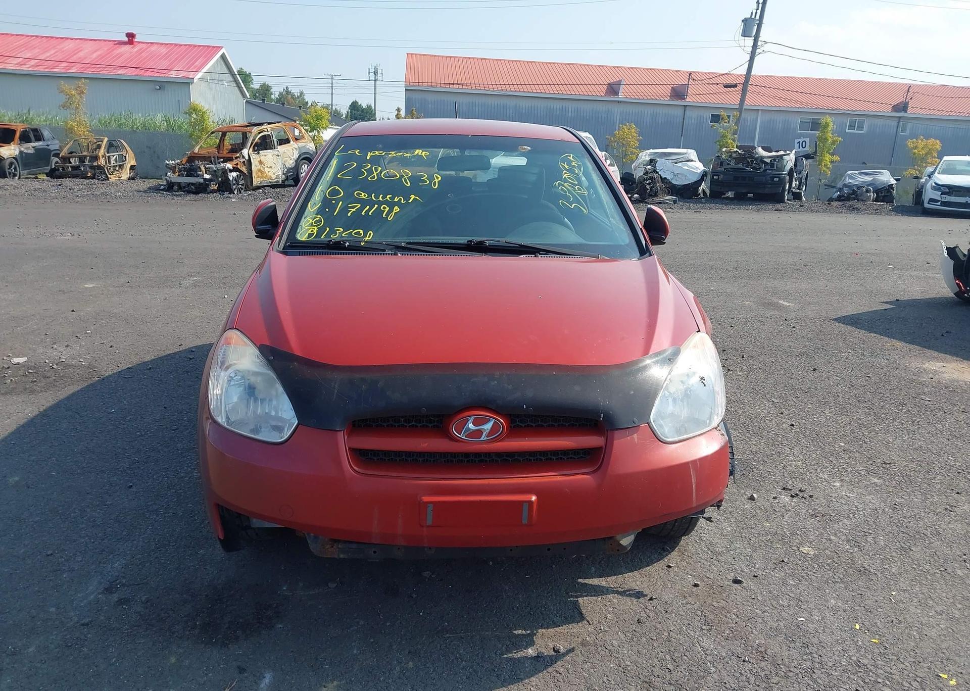 2010 HYUNDAI ACCENT SE
