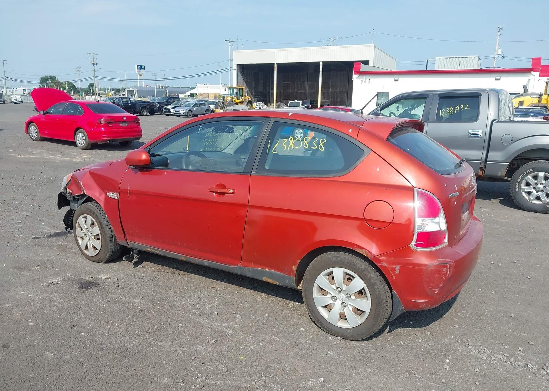 2010 HYUNDAI ACCENT SE