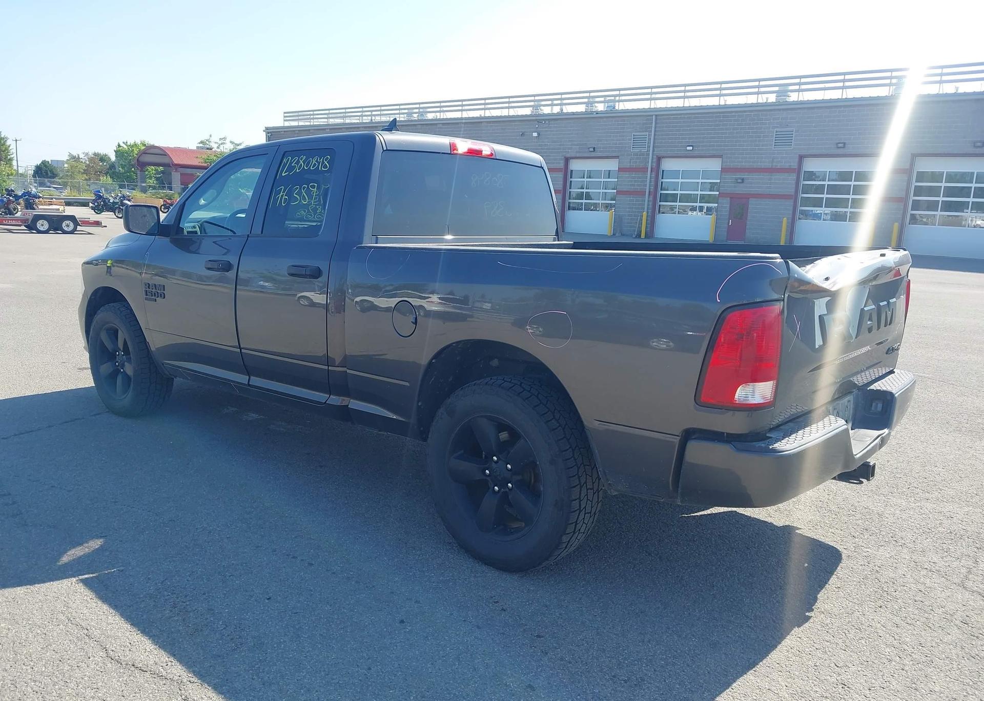 2022 RAM 1500 CLASSIC TRADESMAN