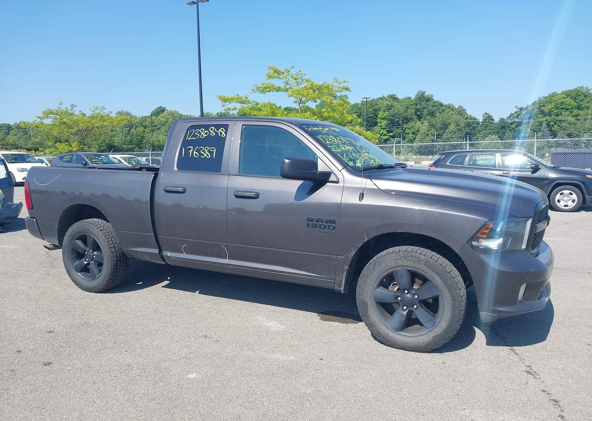 2022 RAM 1500 CLASSIC TRADESMAN