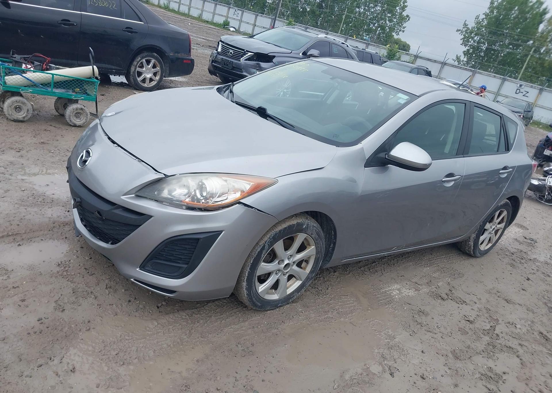 2011 MAZDA 3 I