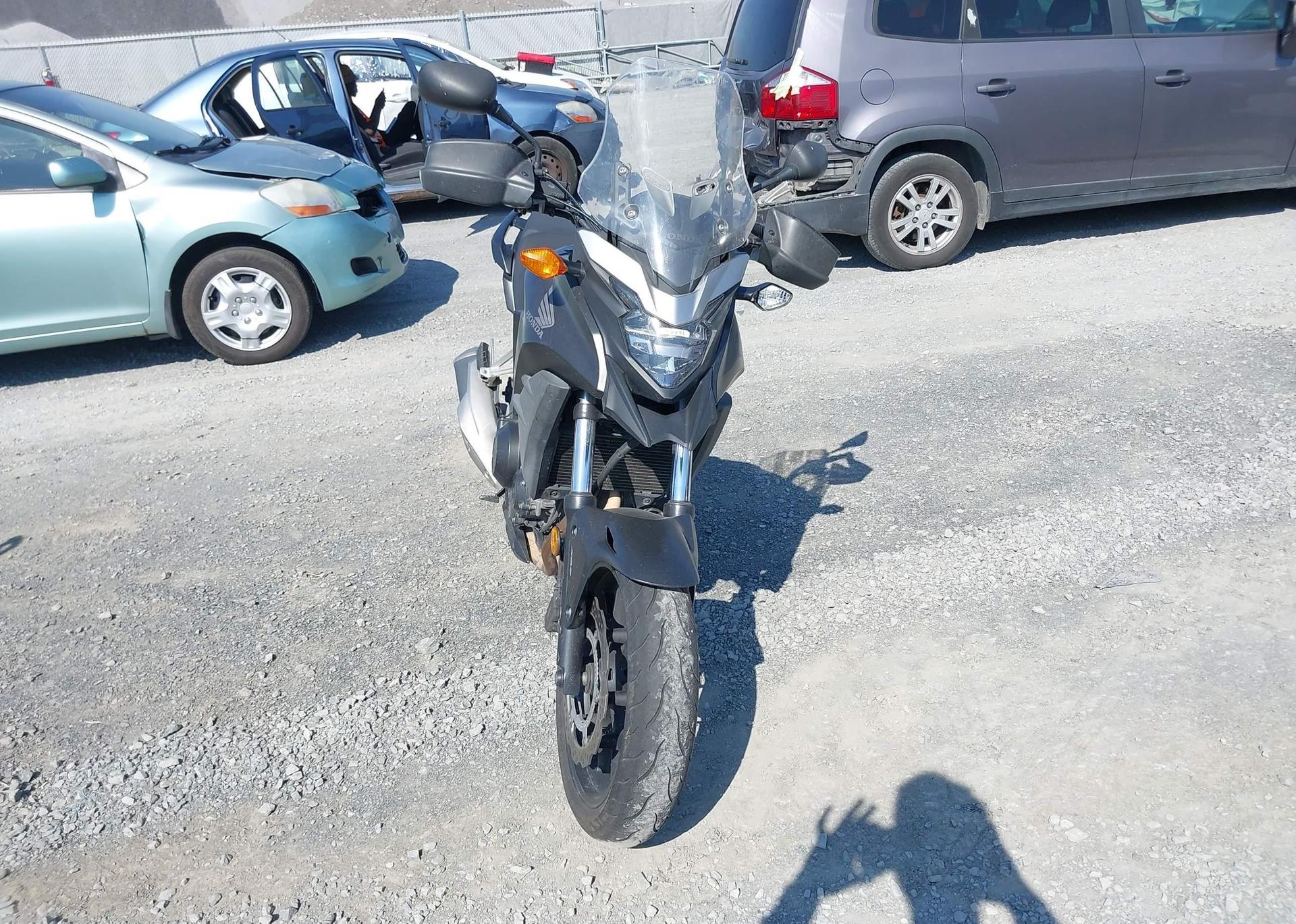 2017 HONDA CB500XA