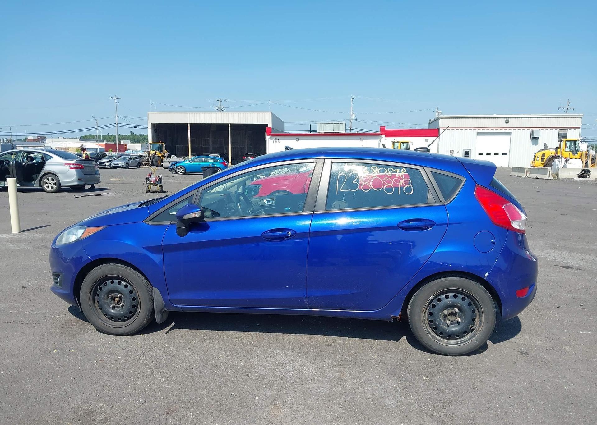 2014 FORD FIESTA SE