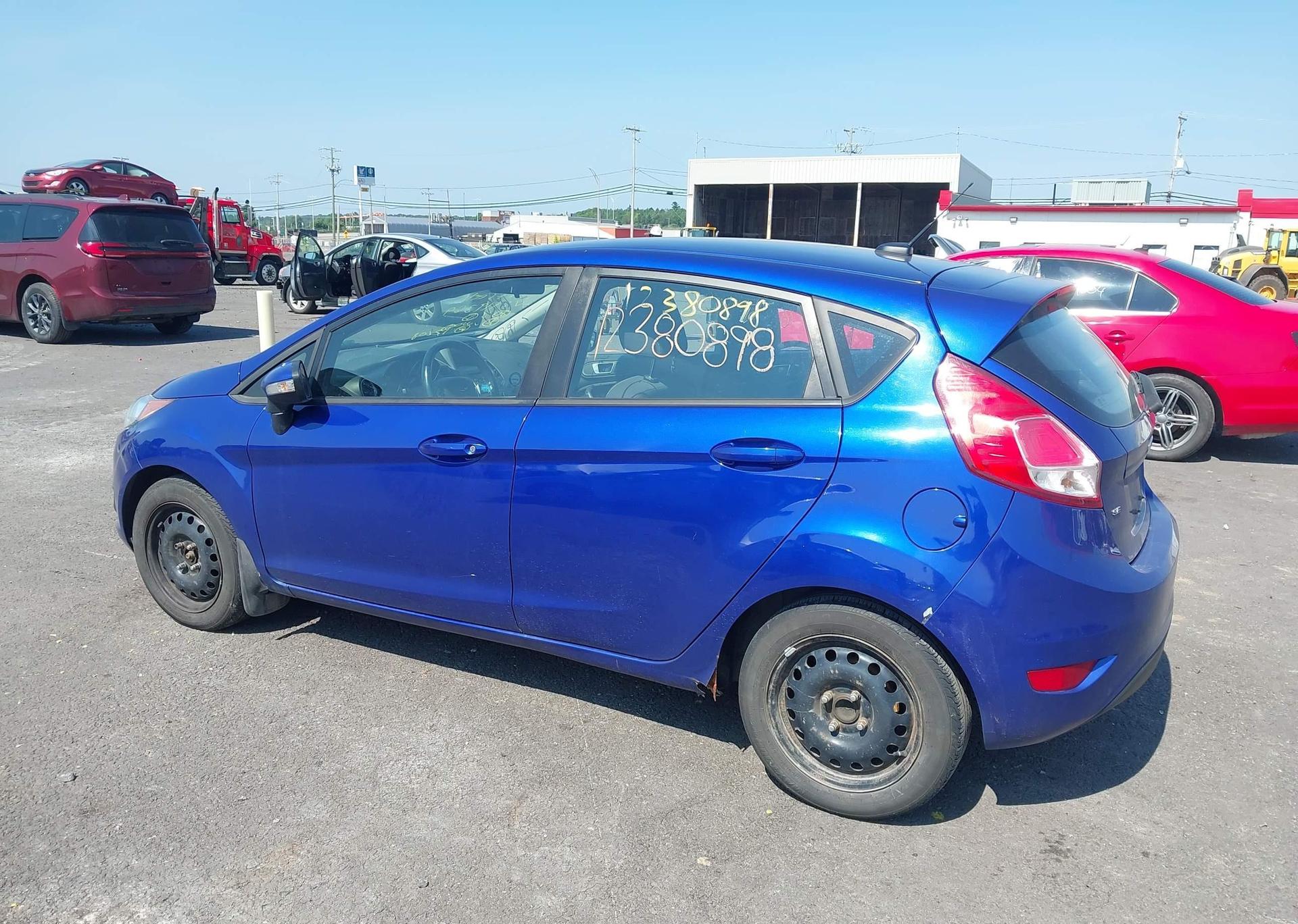 2014 FORD FIESTA SE