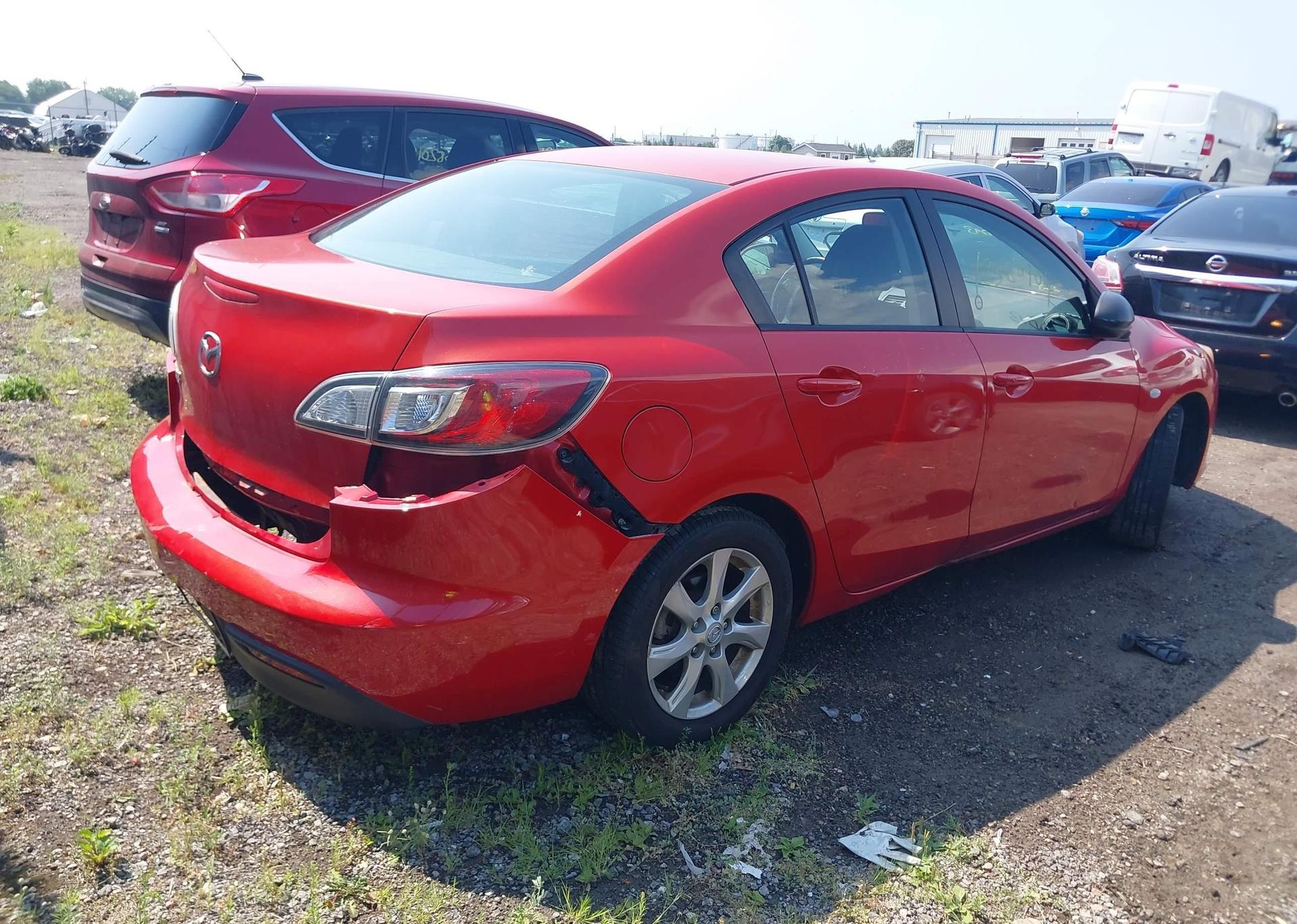 2010 MAZDA 3 I