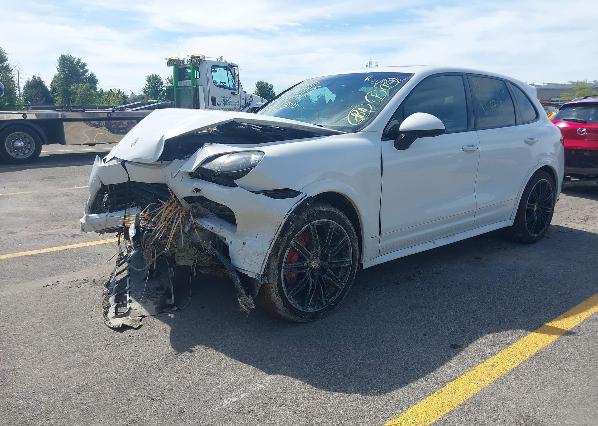 2013 PORSCHE CAYENNE GTS
