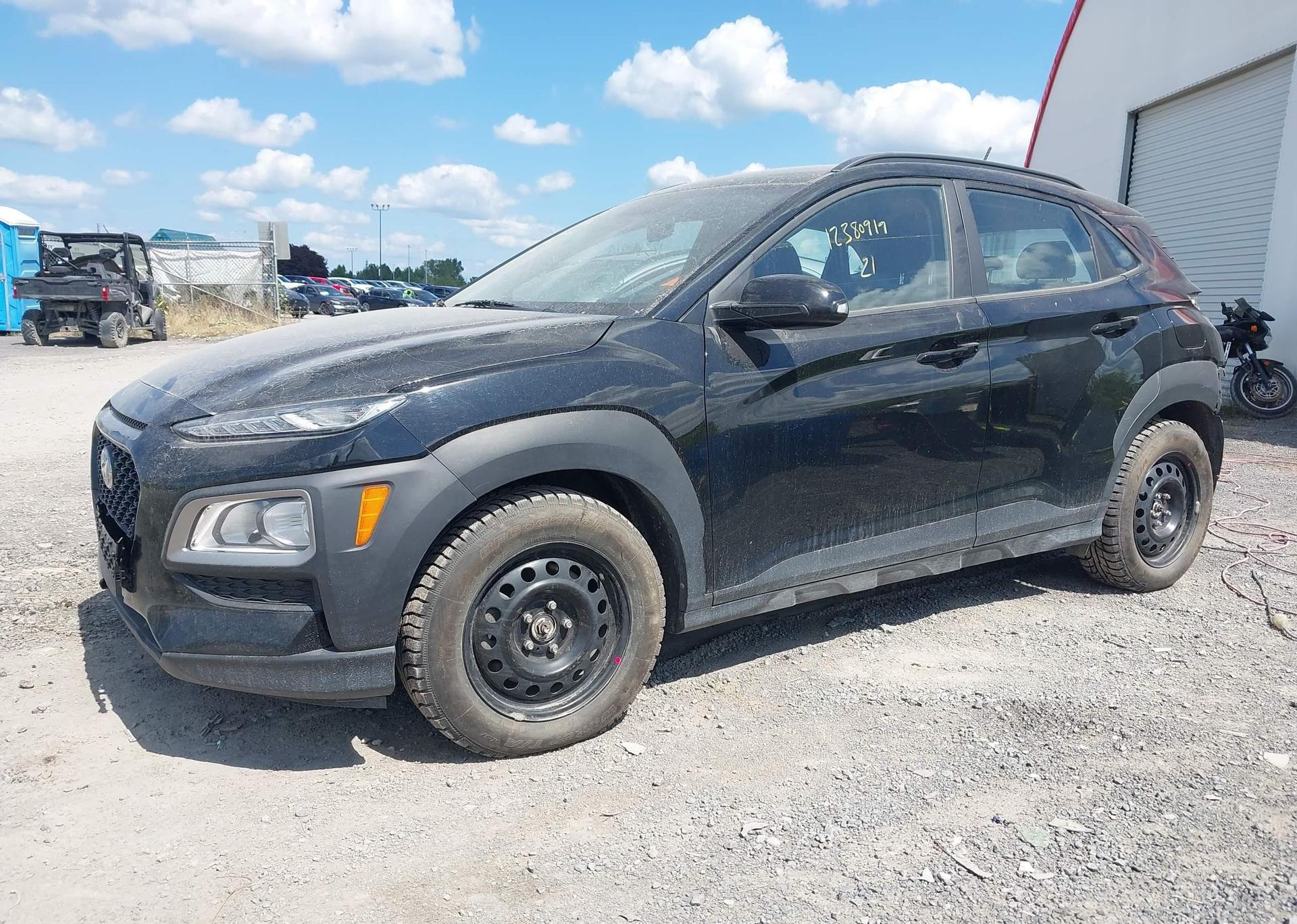 2021 HYUNDAI KONA SE