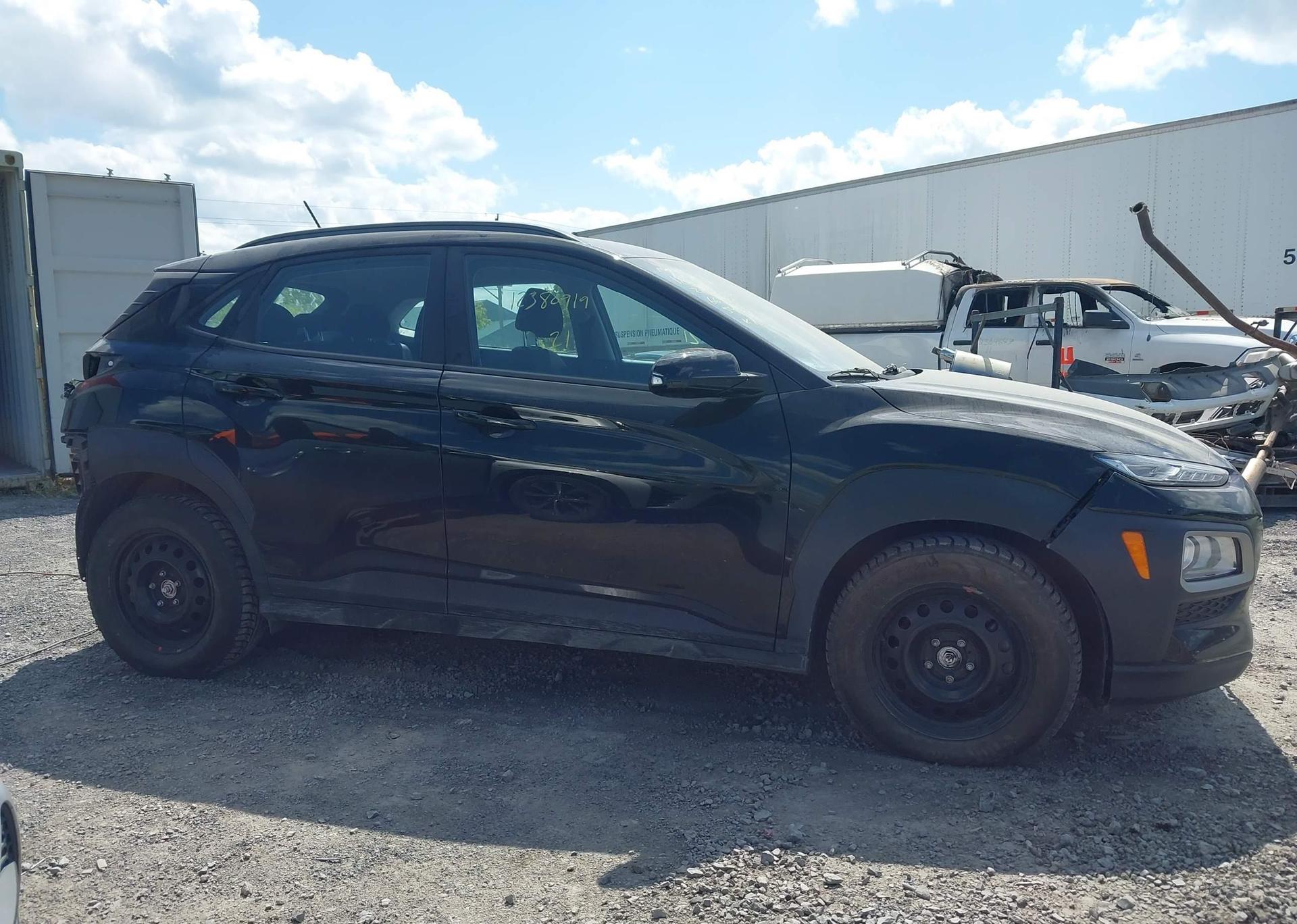 2021 HYUNDAI KONA SE