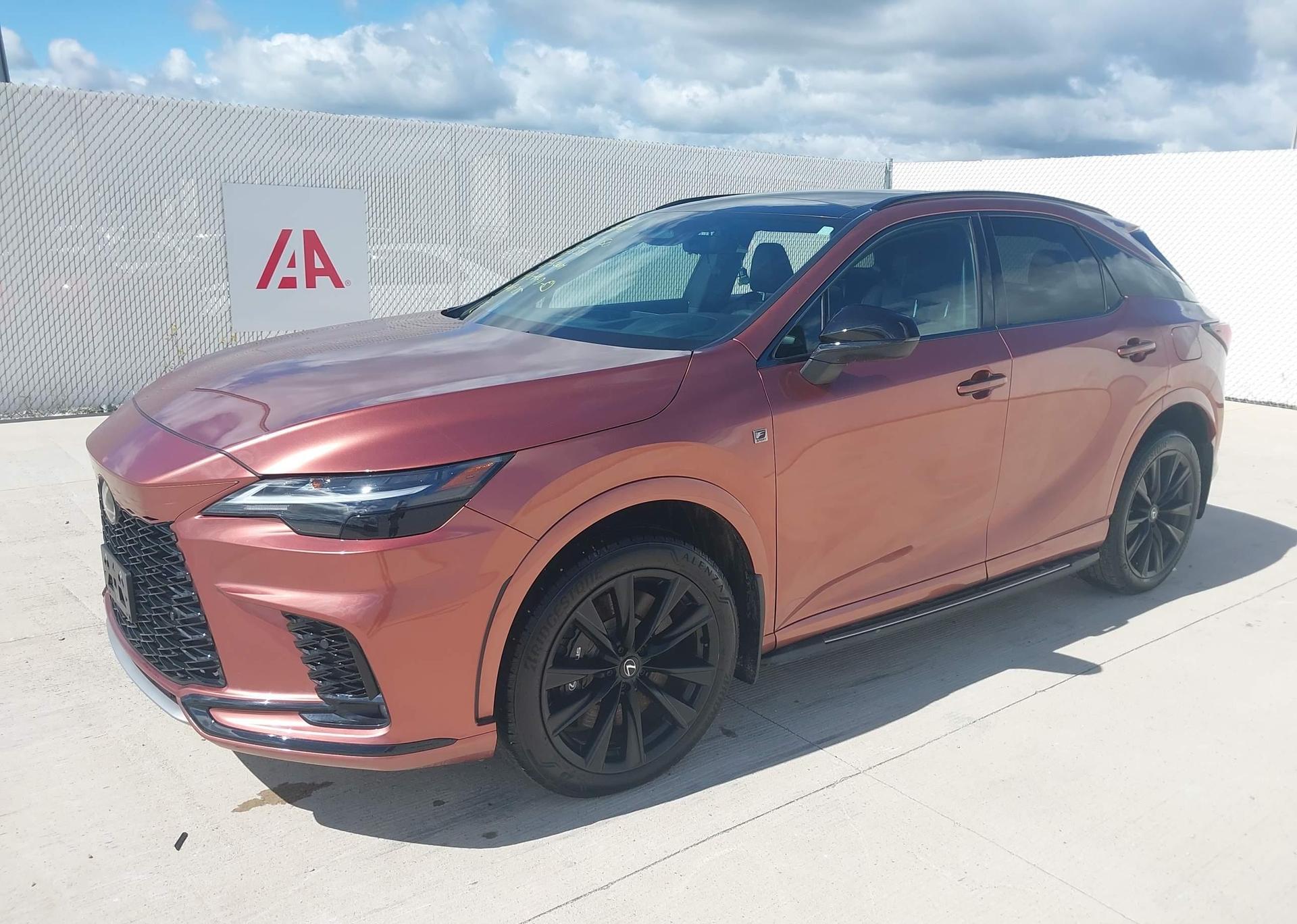 2023 LEXUS RX 500H