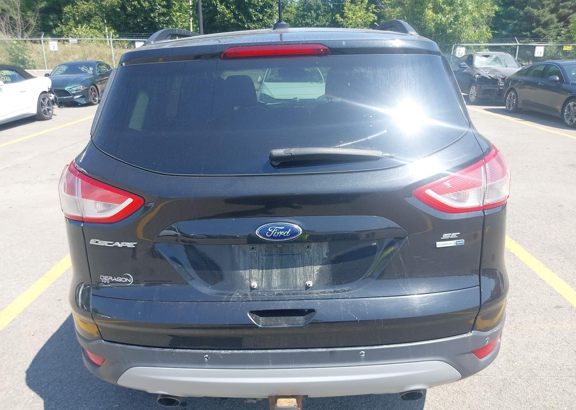 2015 FORD ESCAPE SE