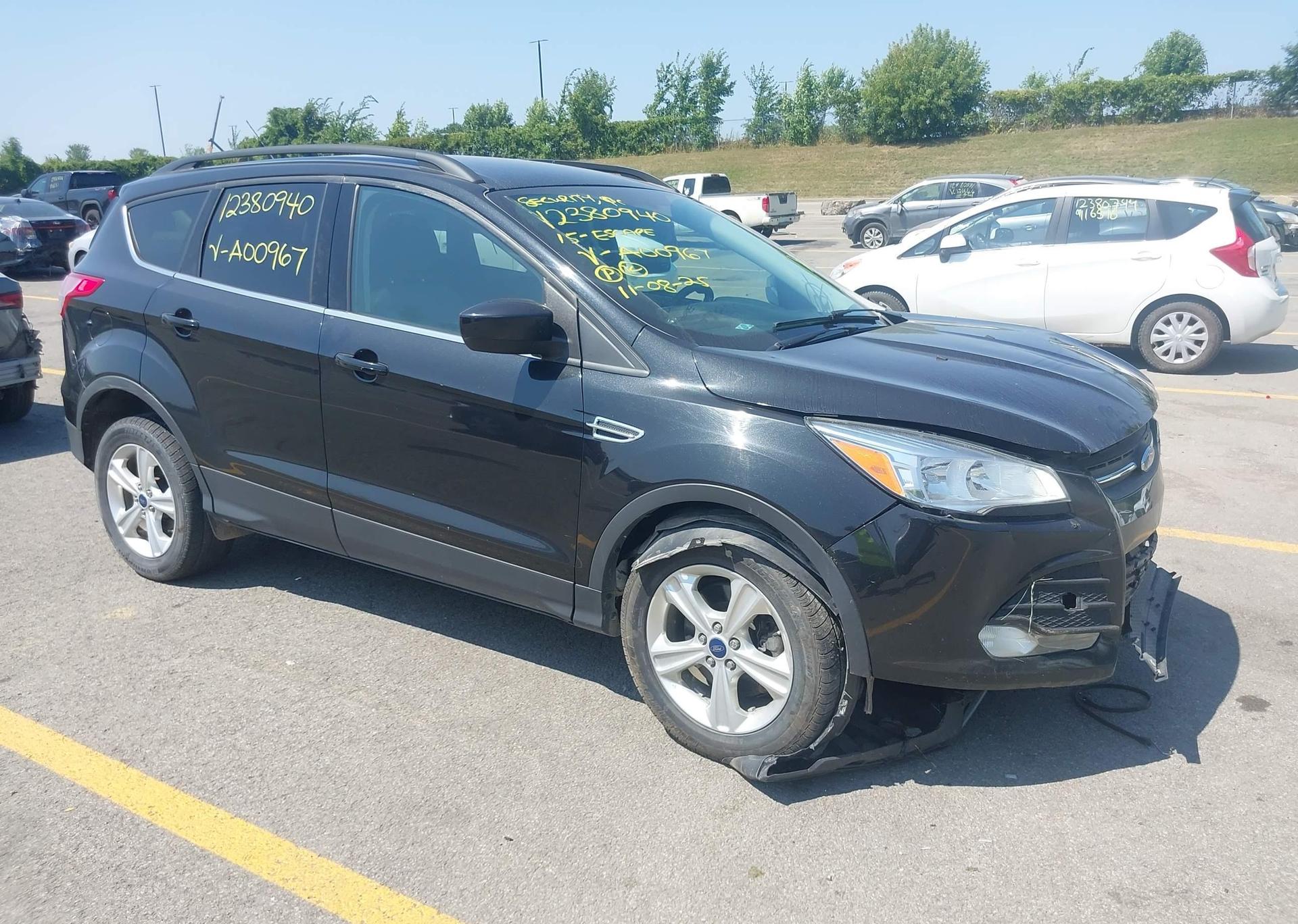 2015 FORD ESCAPE SE