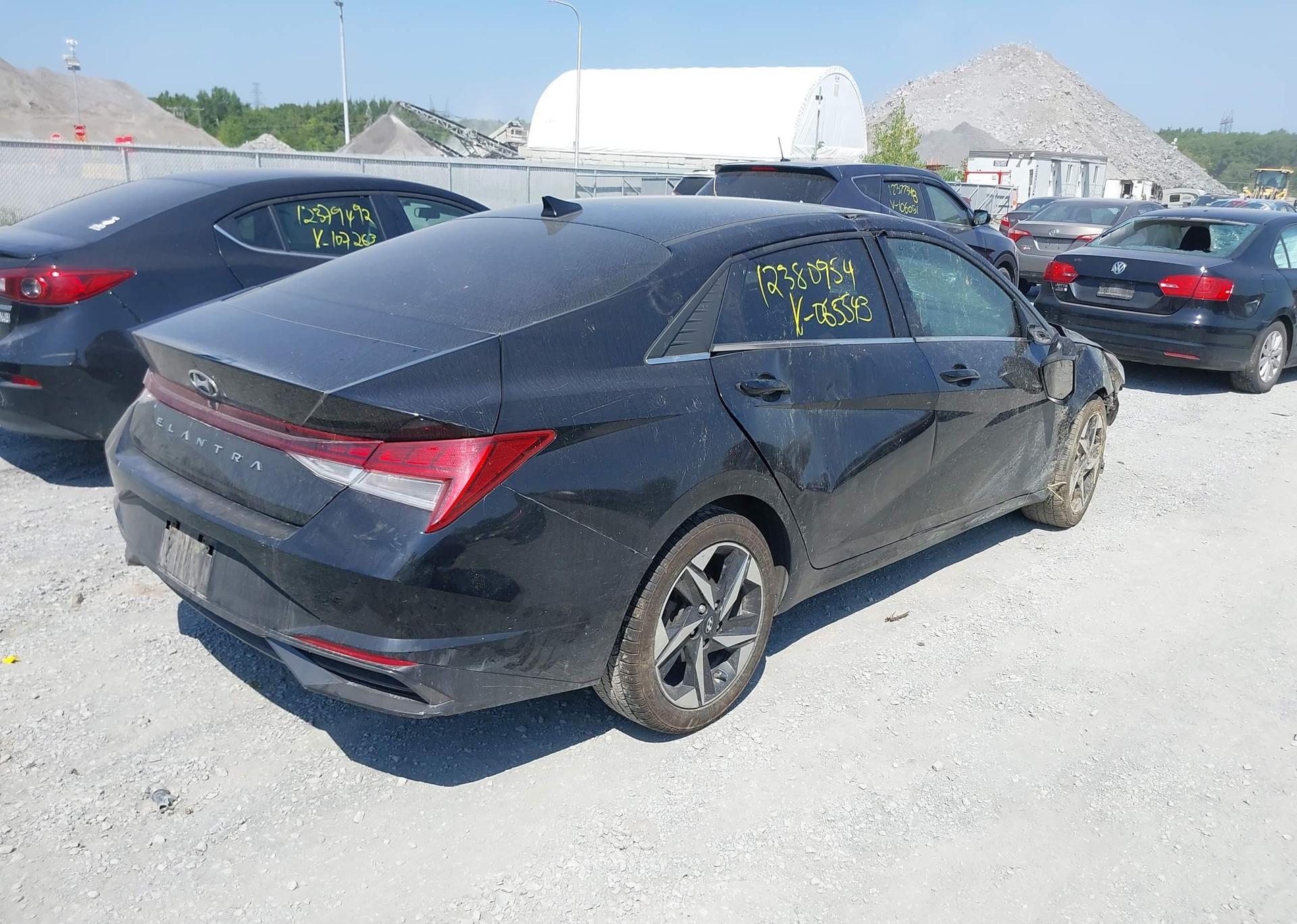 2021 HYUNDAI ELANTRA SEL