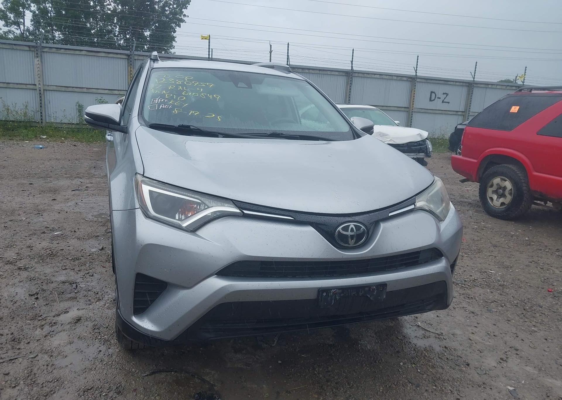 2017 TOYOTA RAV4 LE