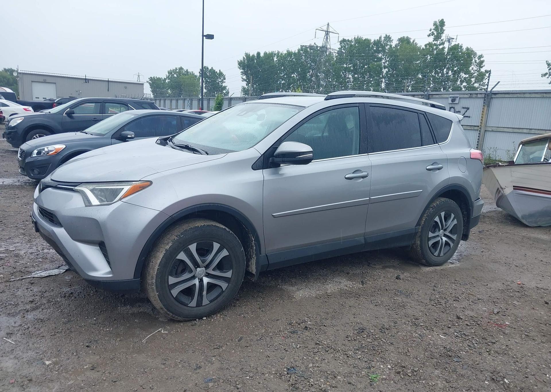 2017 TOYOTA RAV4 LE