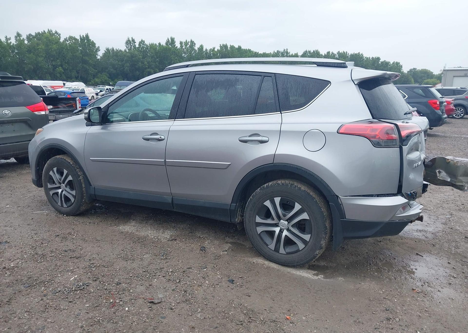 2017 TOYOTA RAV4 LE