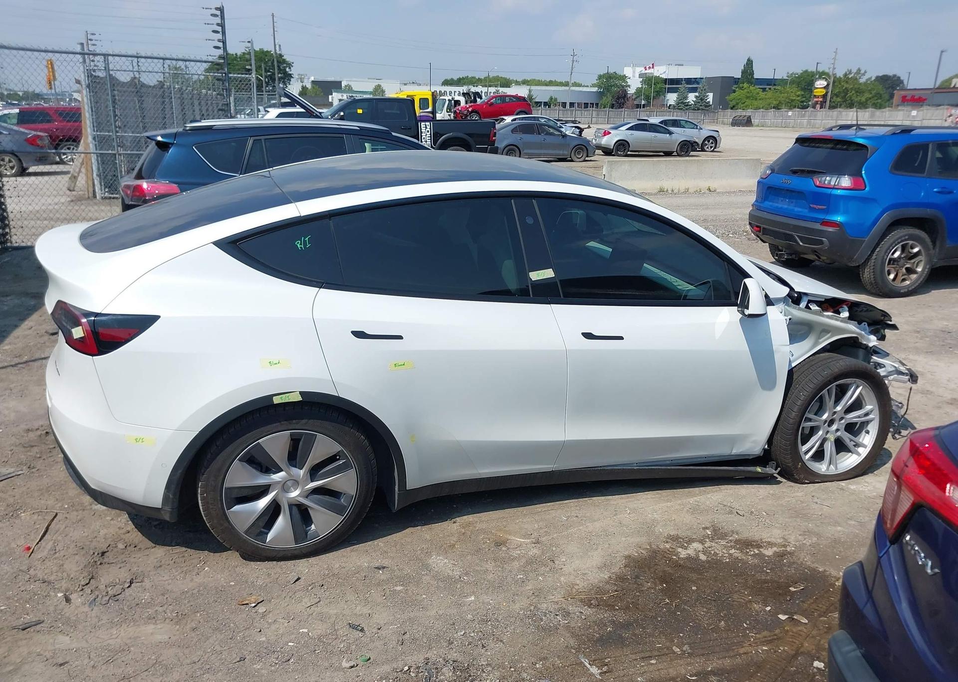 2022 TESLA MODEL Y LONG RANGE