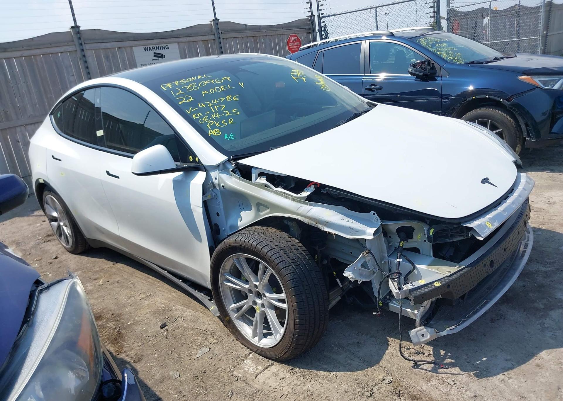 2022 TESLA MODEL Y LONG RANGE
