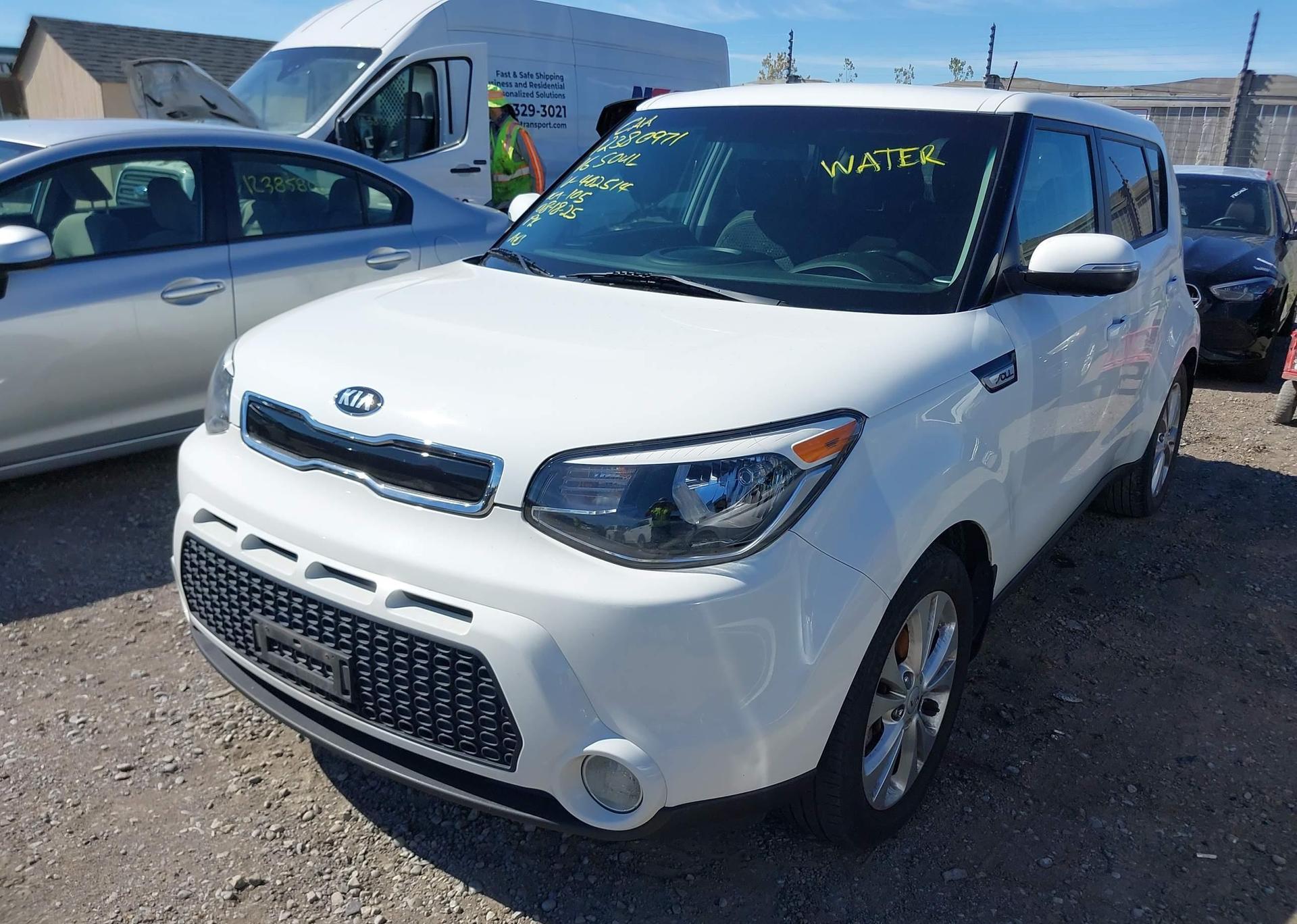 2016 KIA SOUL +