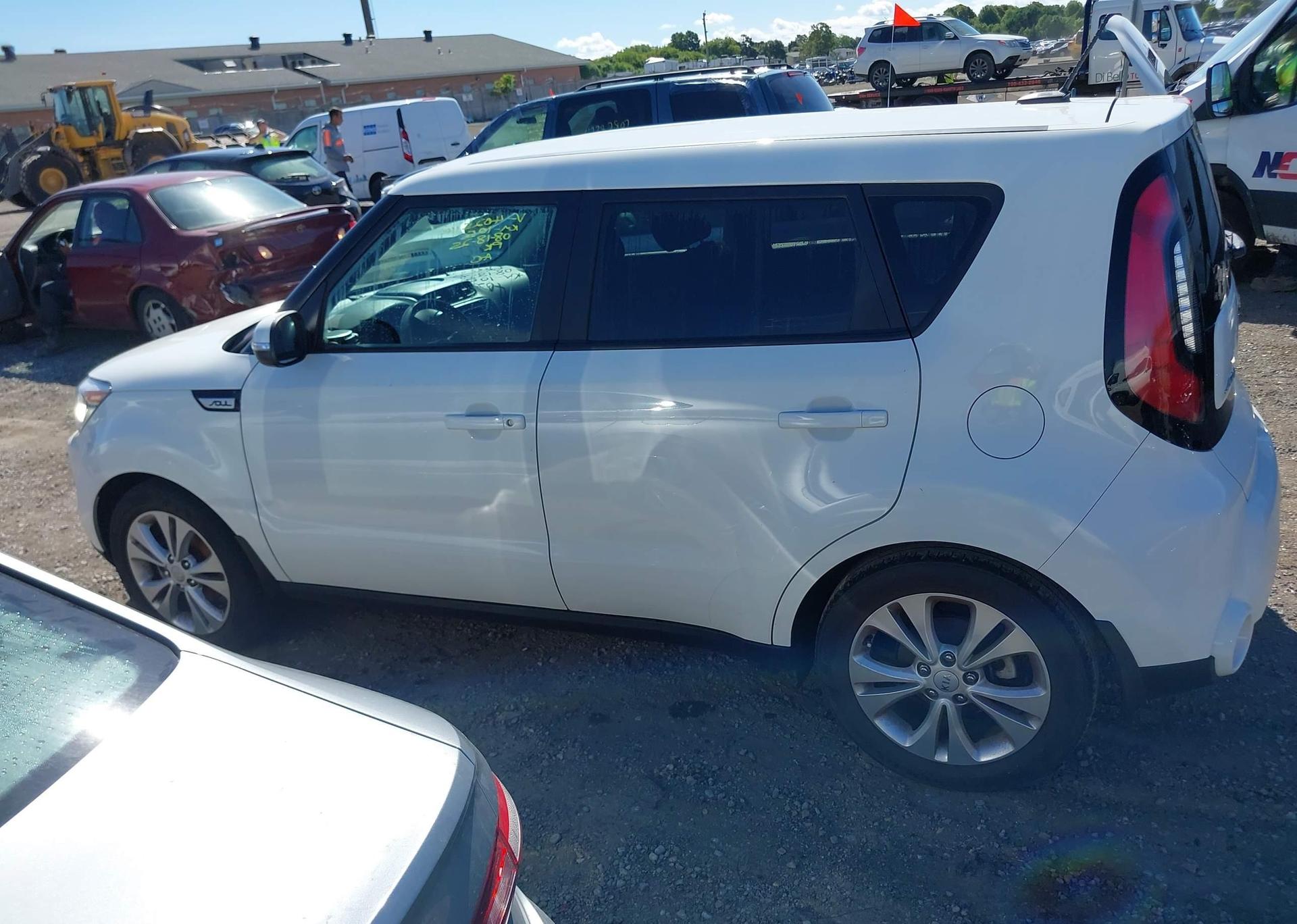 2016 KIA SOUL +