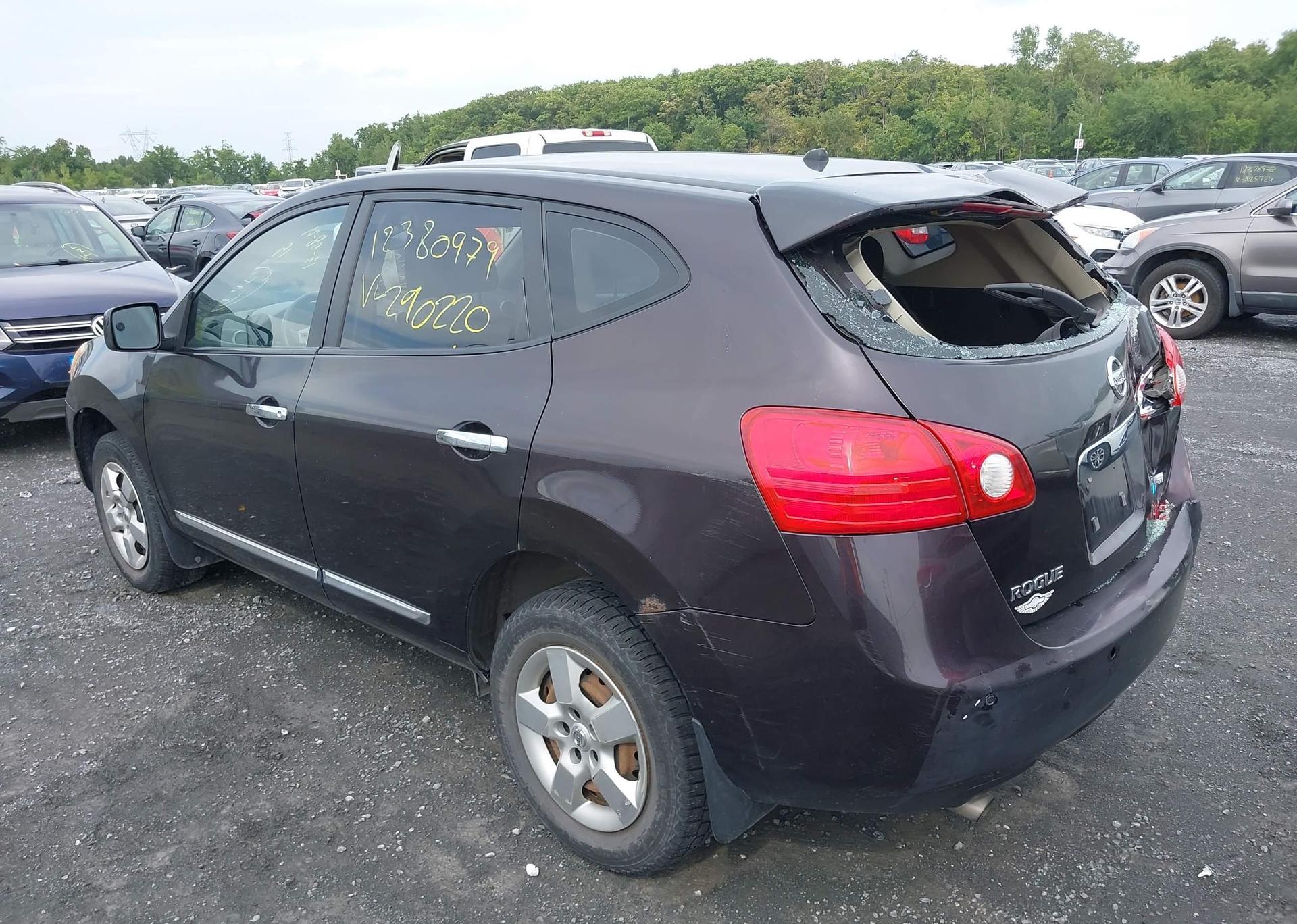 2012 NISSAN ROGUE S