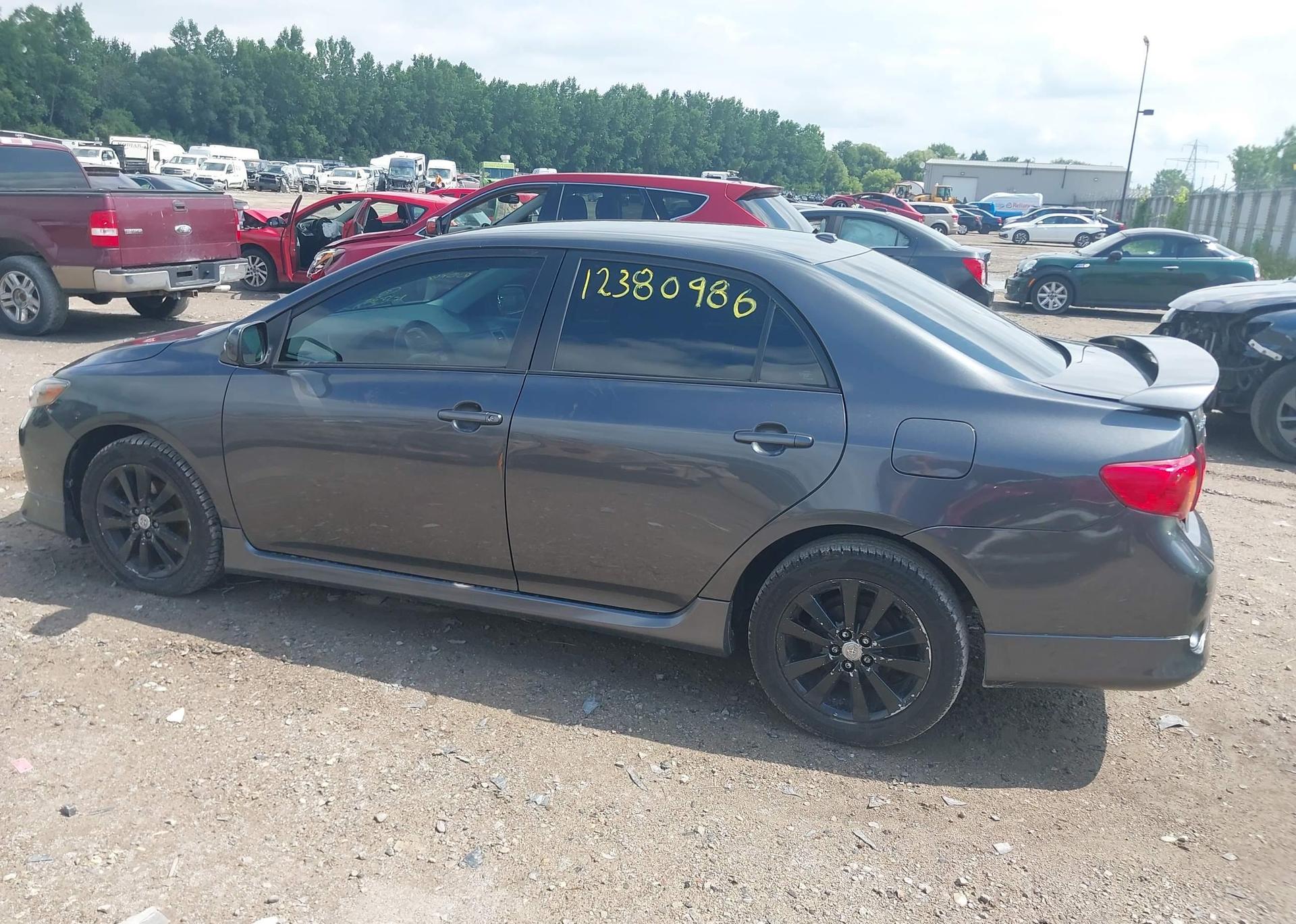 2009 TOYOTA COROLLA S