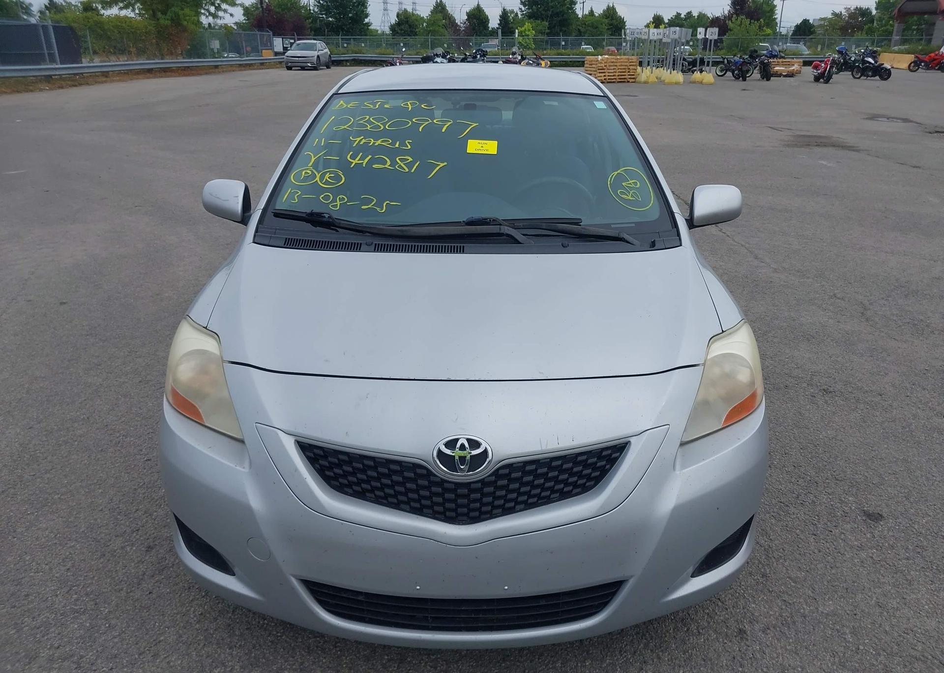 2011 TOYOTA YARIS
