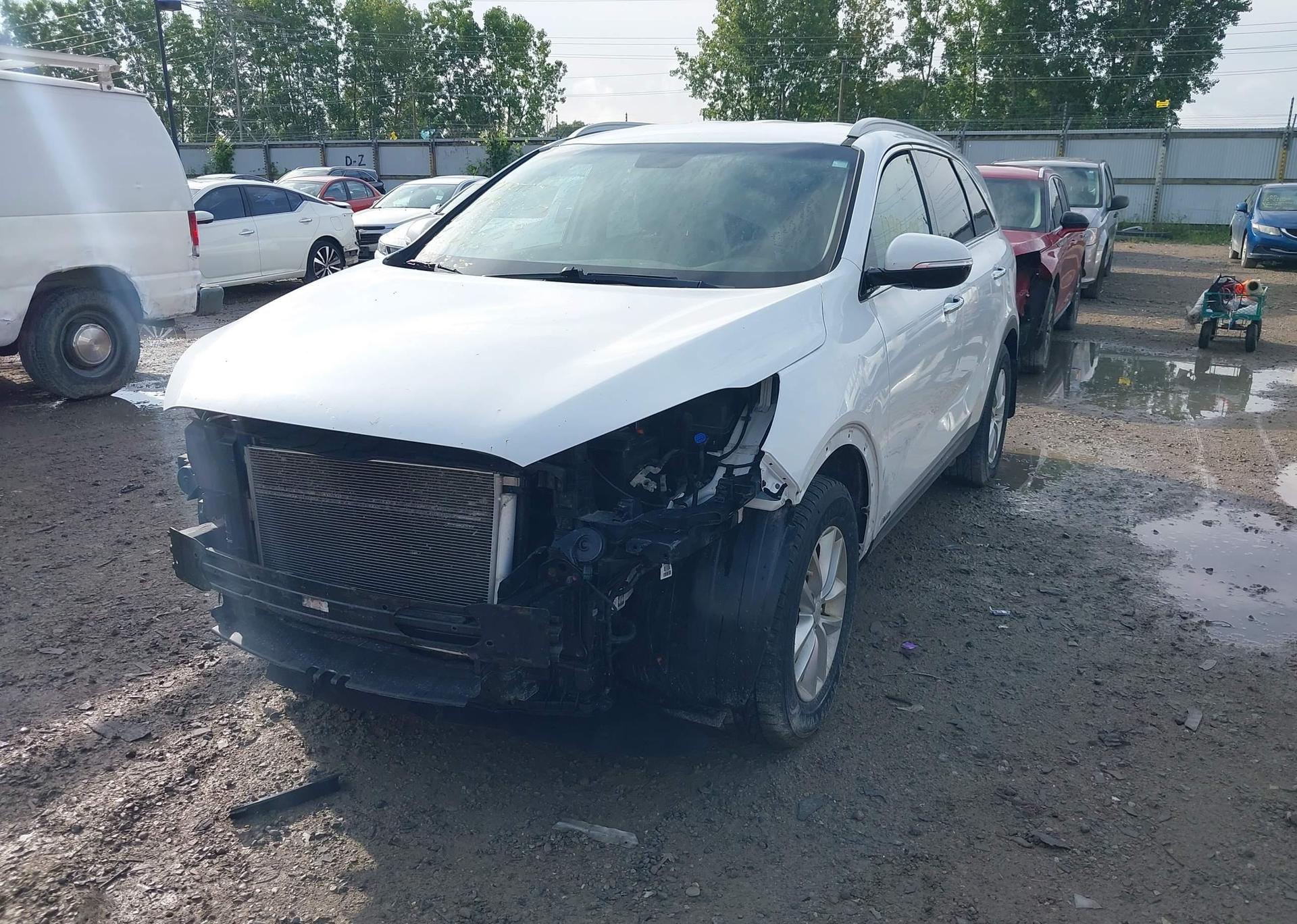 2016 KIA SORENTO LX