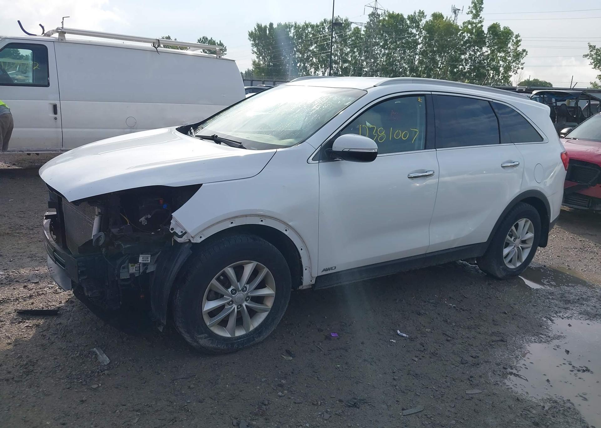 2016 KIA SORENTO LX