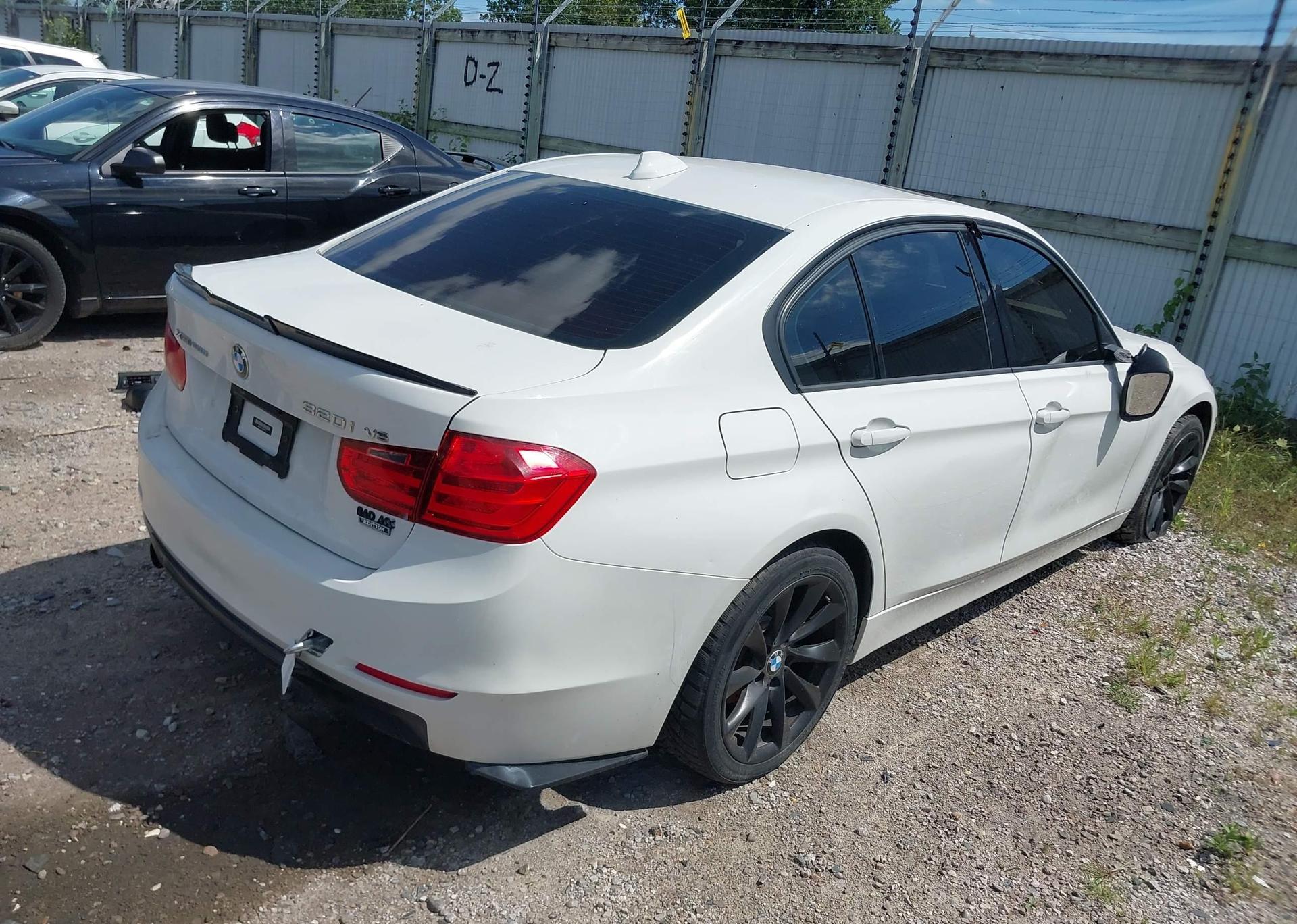 2013 BMW 320I XDRIVE
