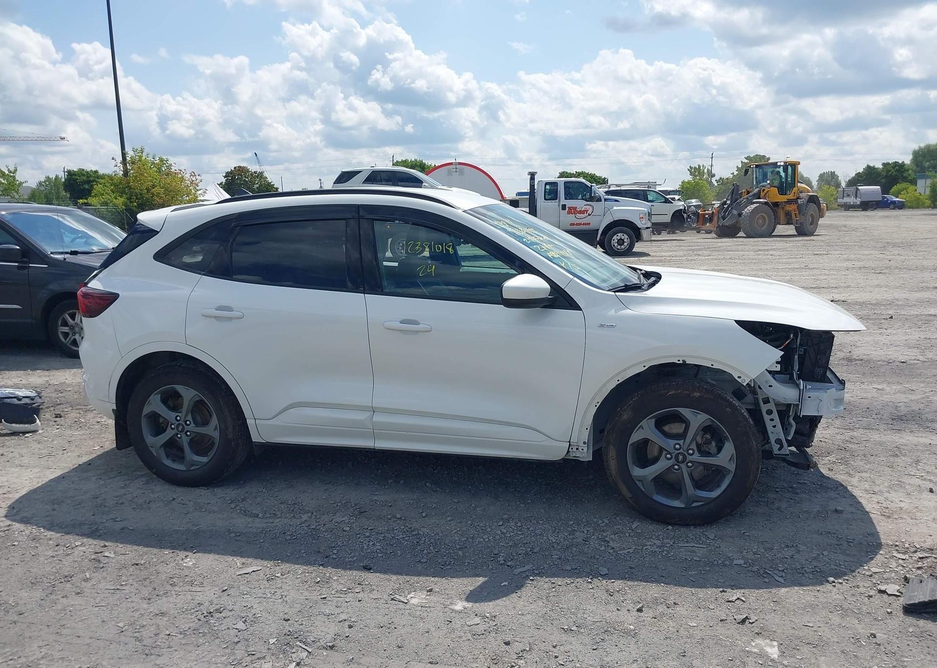 2024 FORD ESCAPE ST-LINE SELECT