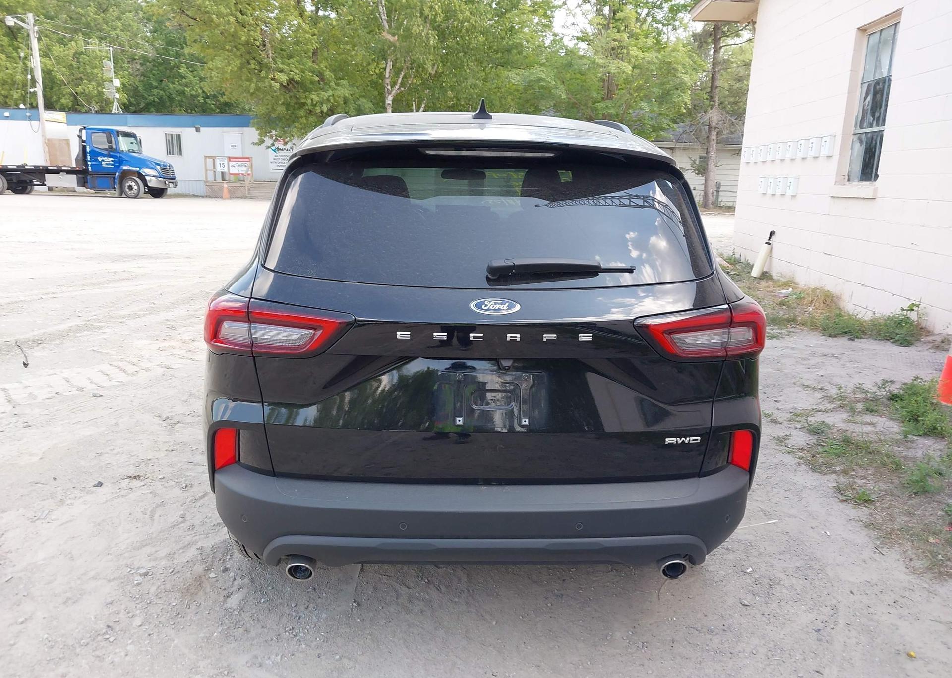 2025 FORD ESCAPE ST LINE