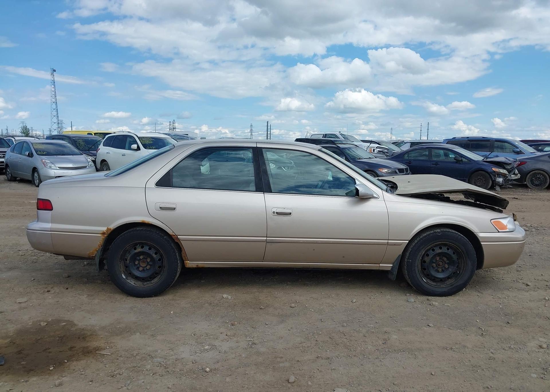 1998 TOYOTA CAMRY CE