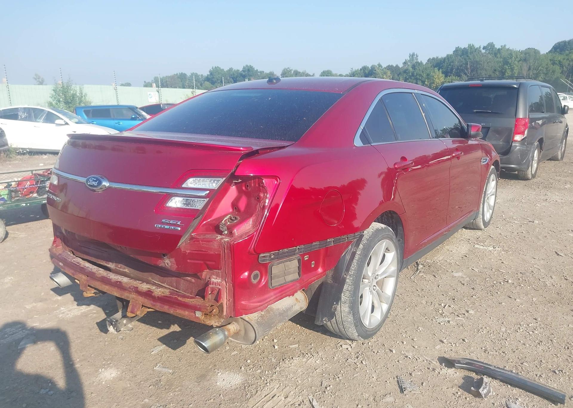 2013 FORD TAURUS SEL