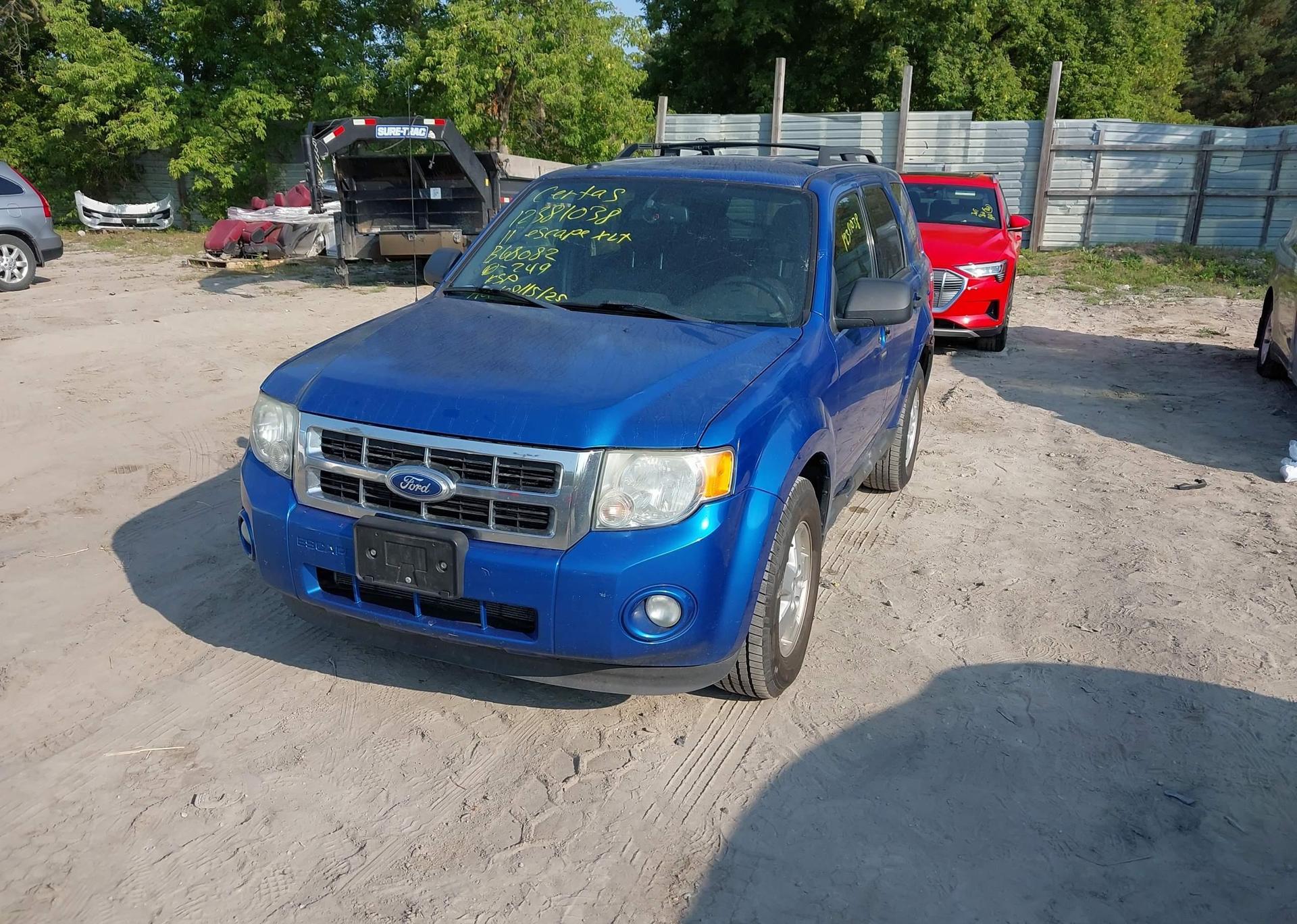 2011 FORD ESCAPE XLT
