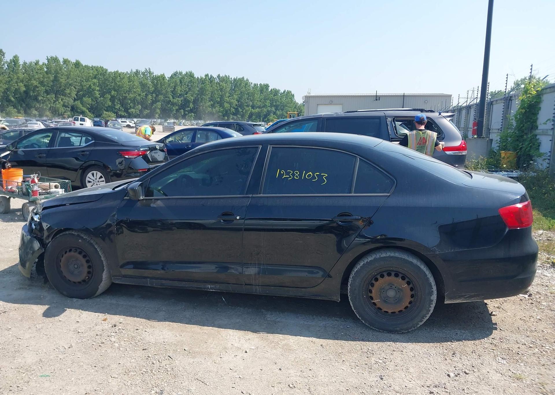 2013 VOLKSWAGEN JETTA S