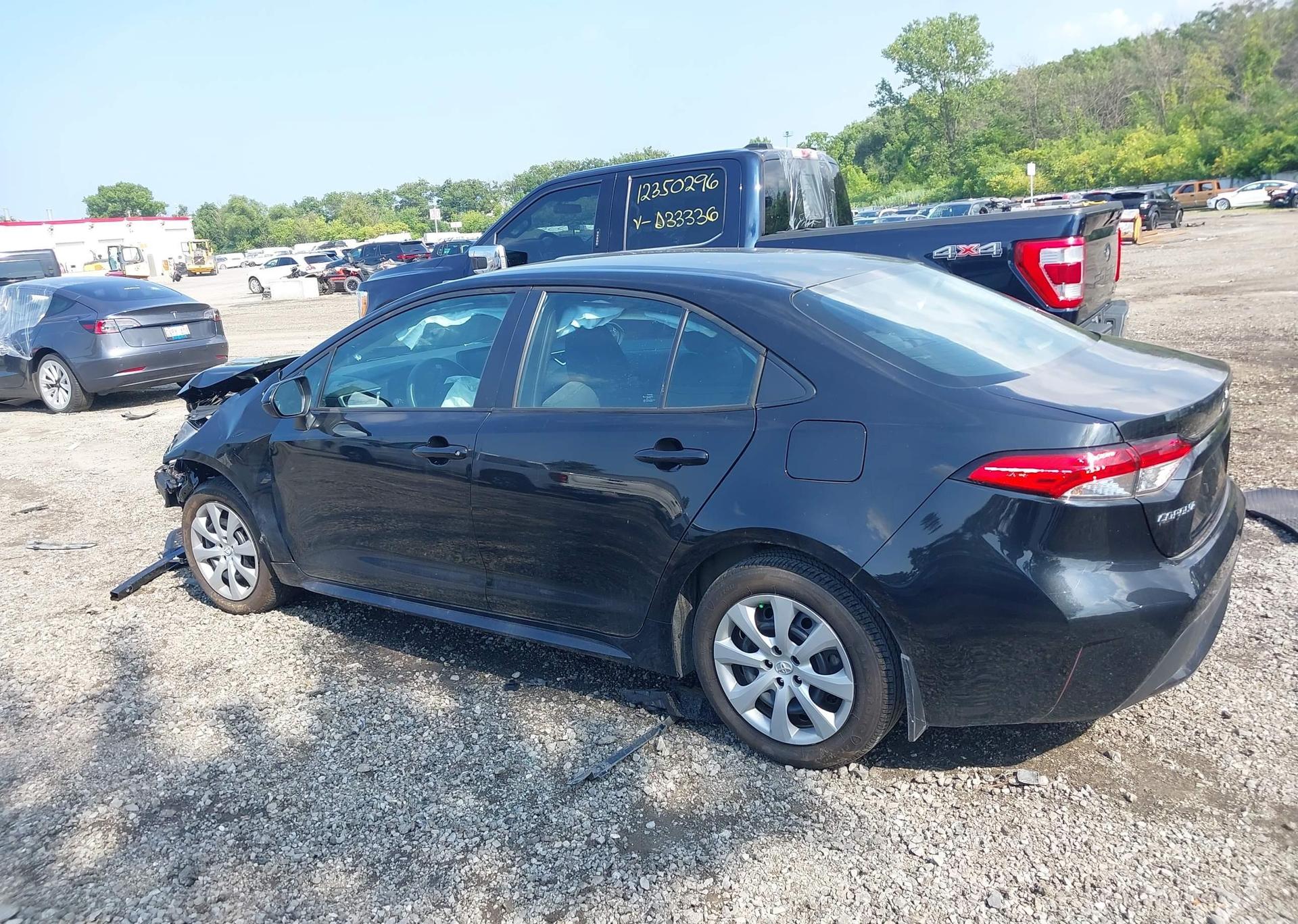 2022 TOYOTA COROLLA LE