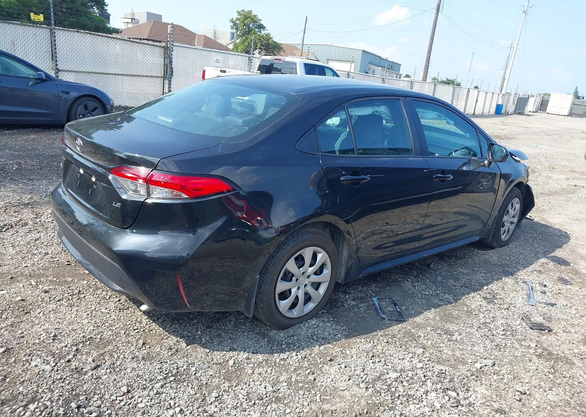 2022 TOYOTA COROLLA LE