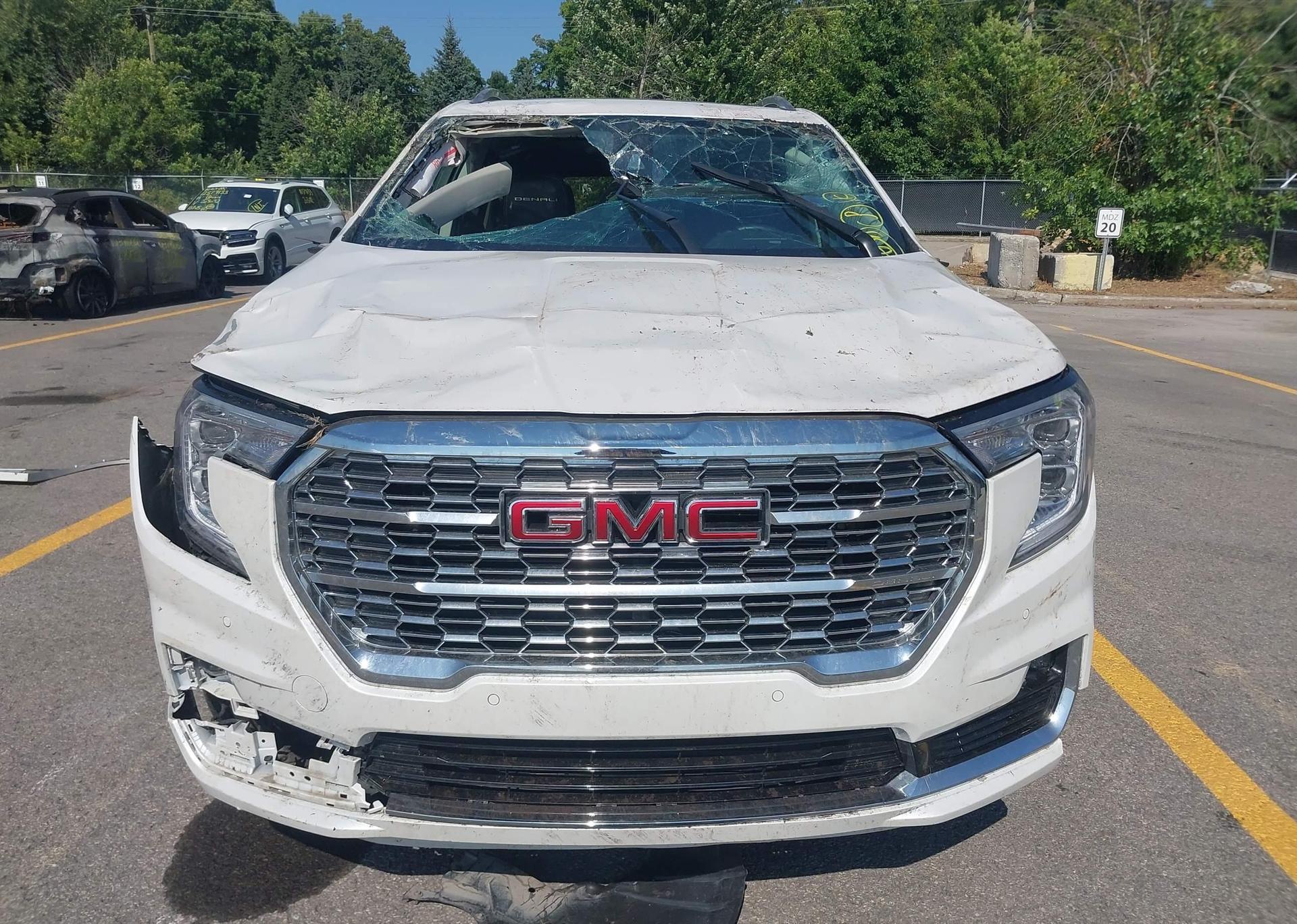 2024 GMC TERRAIN DENALI