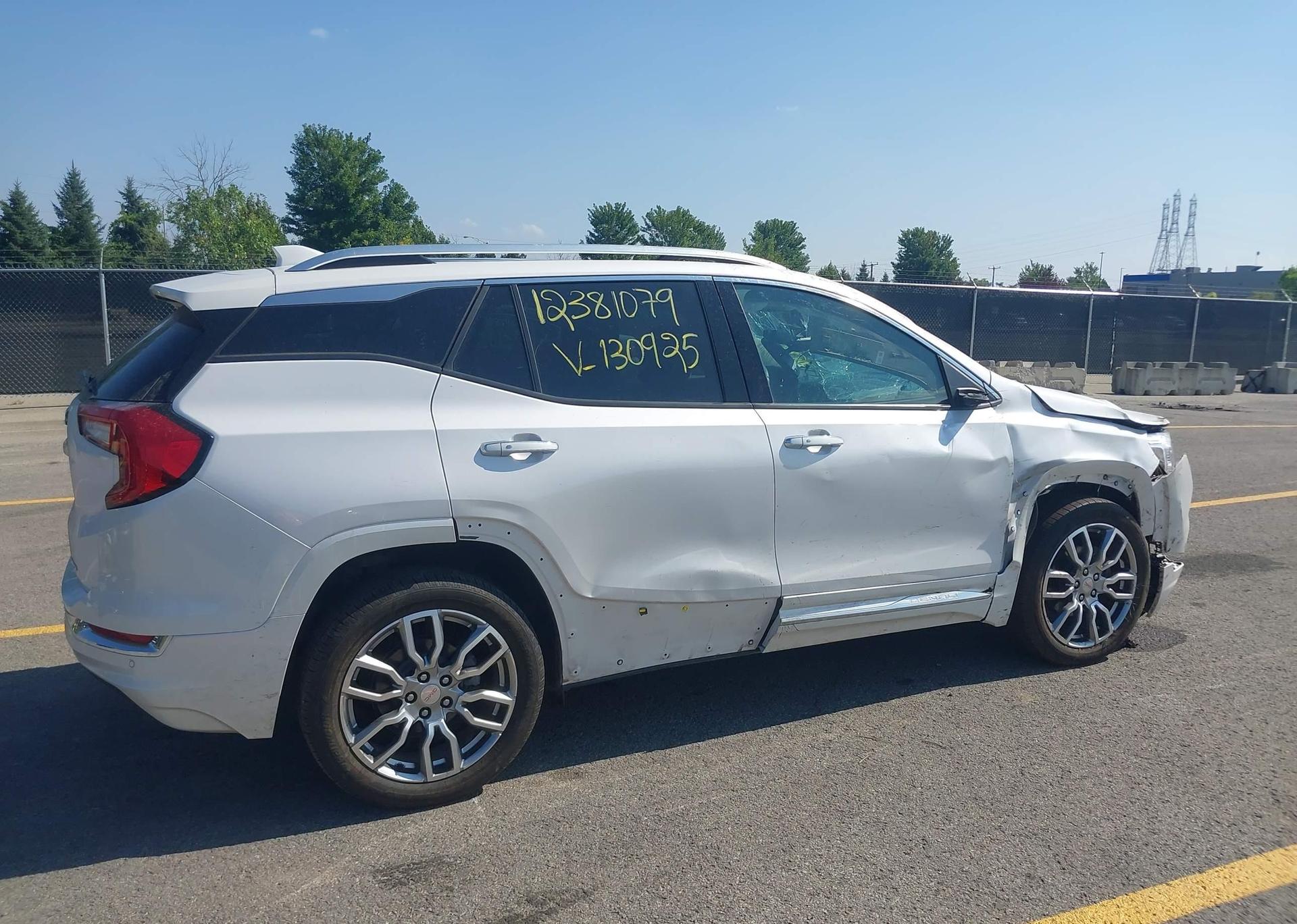 2024 GMC TERRAIN DENALI