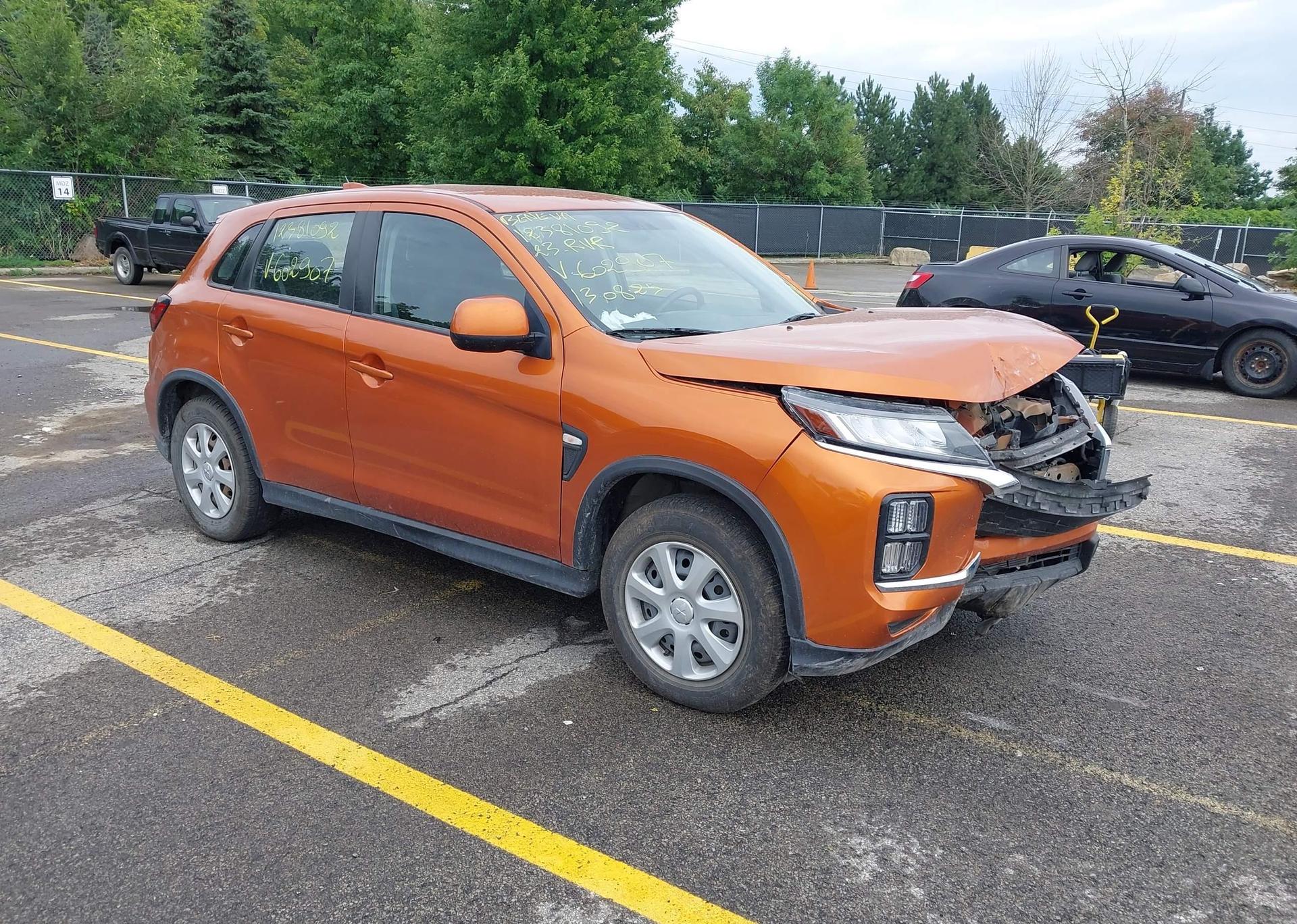 2023 MITSUBISHI RVR ES