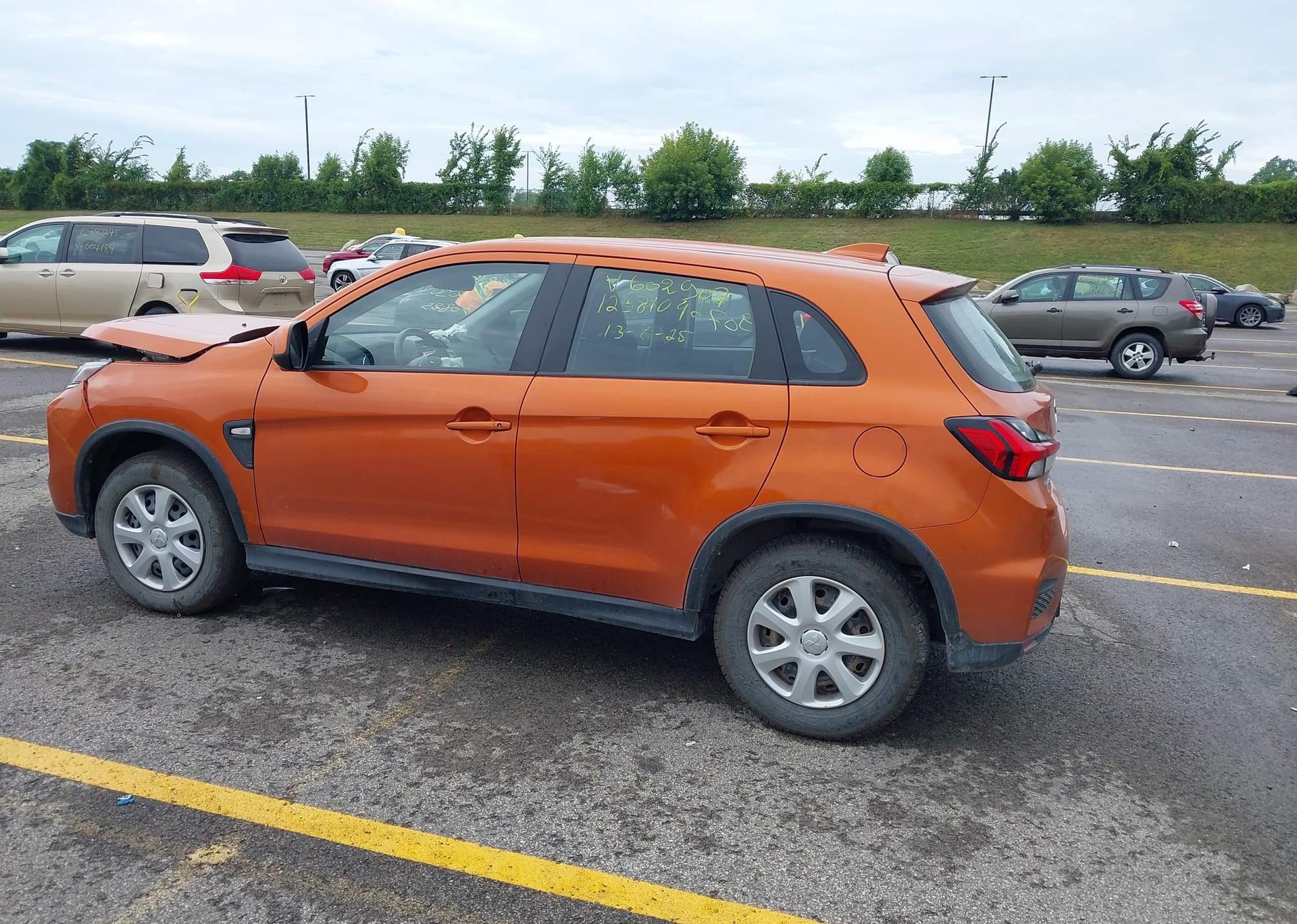 2023 MITSUBISHI RVR ES