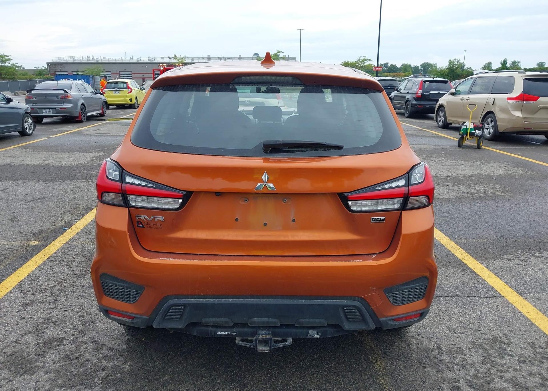 2023 MITSUBISHI RVR ES