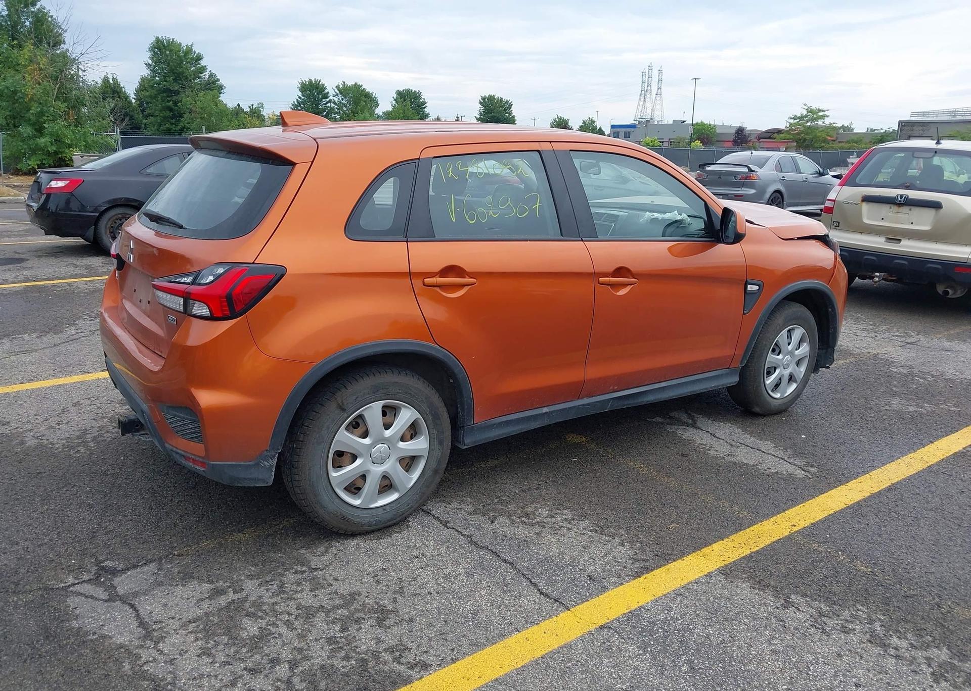 2023 MITSUBISHI RVR ES