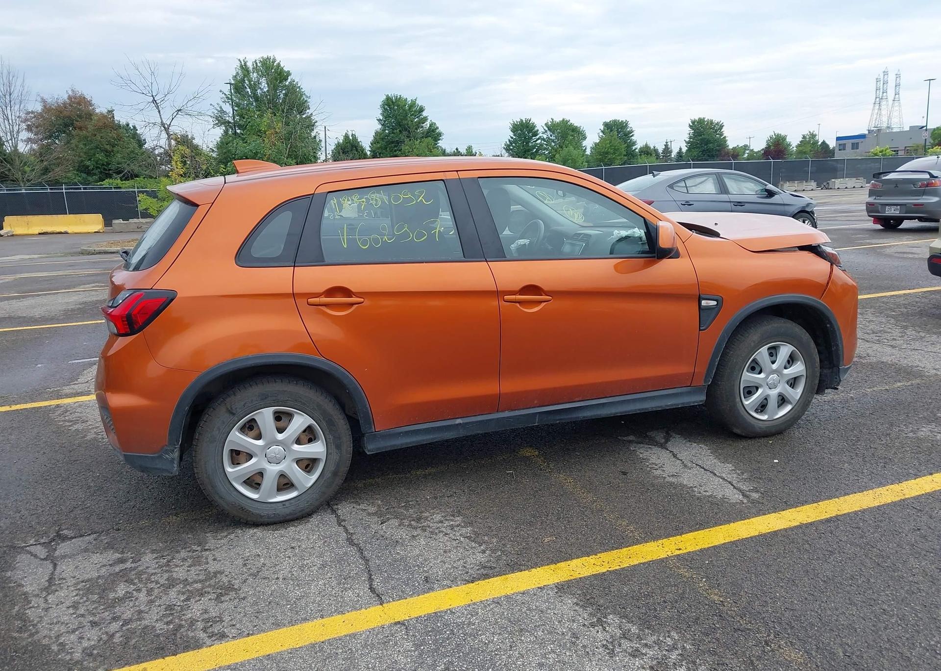 2023 MITSUBISHI RVR ES