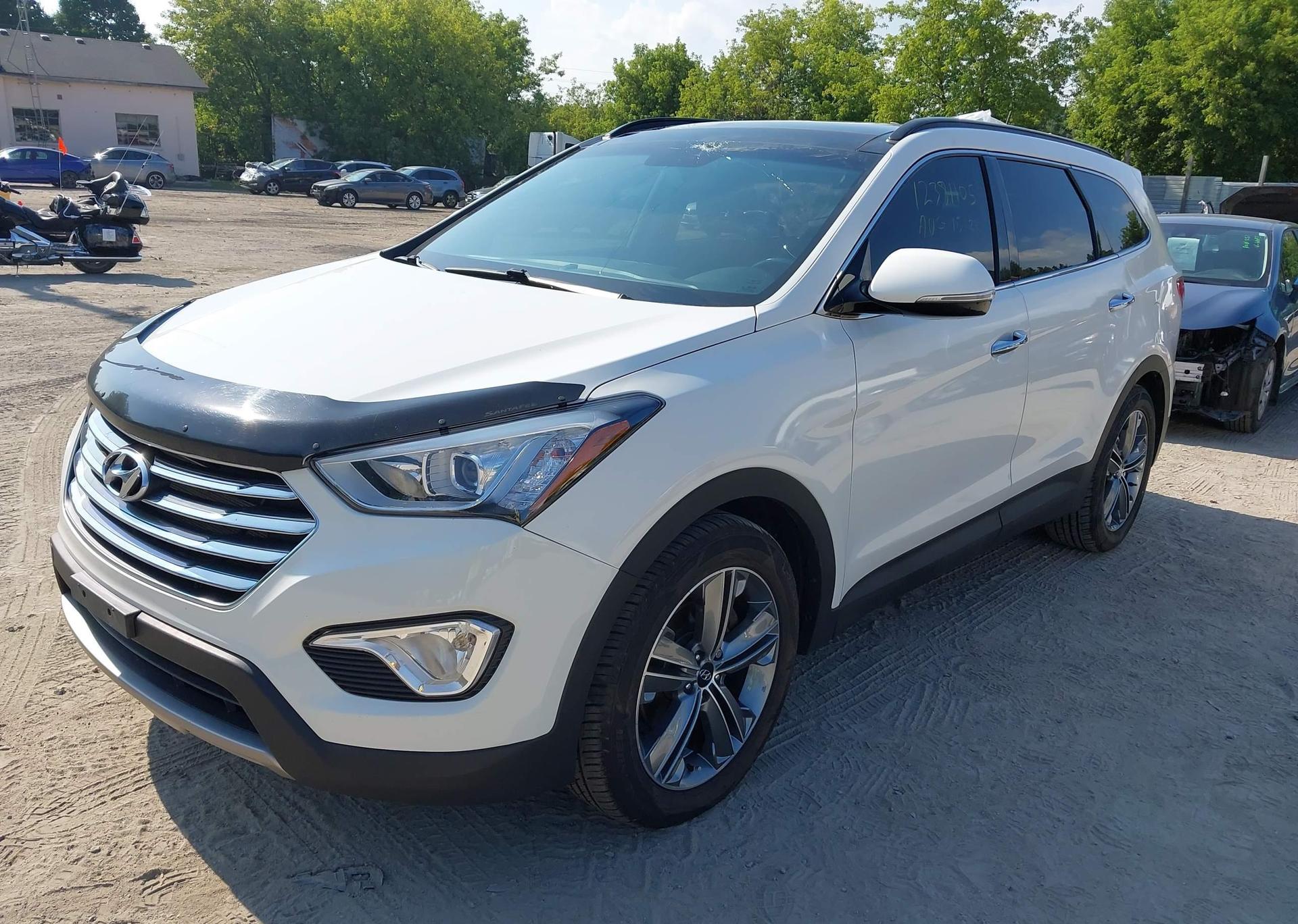2016 HYUNDAI SANTA FE SE