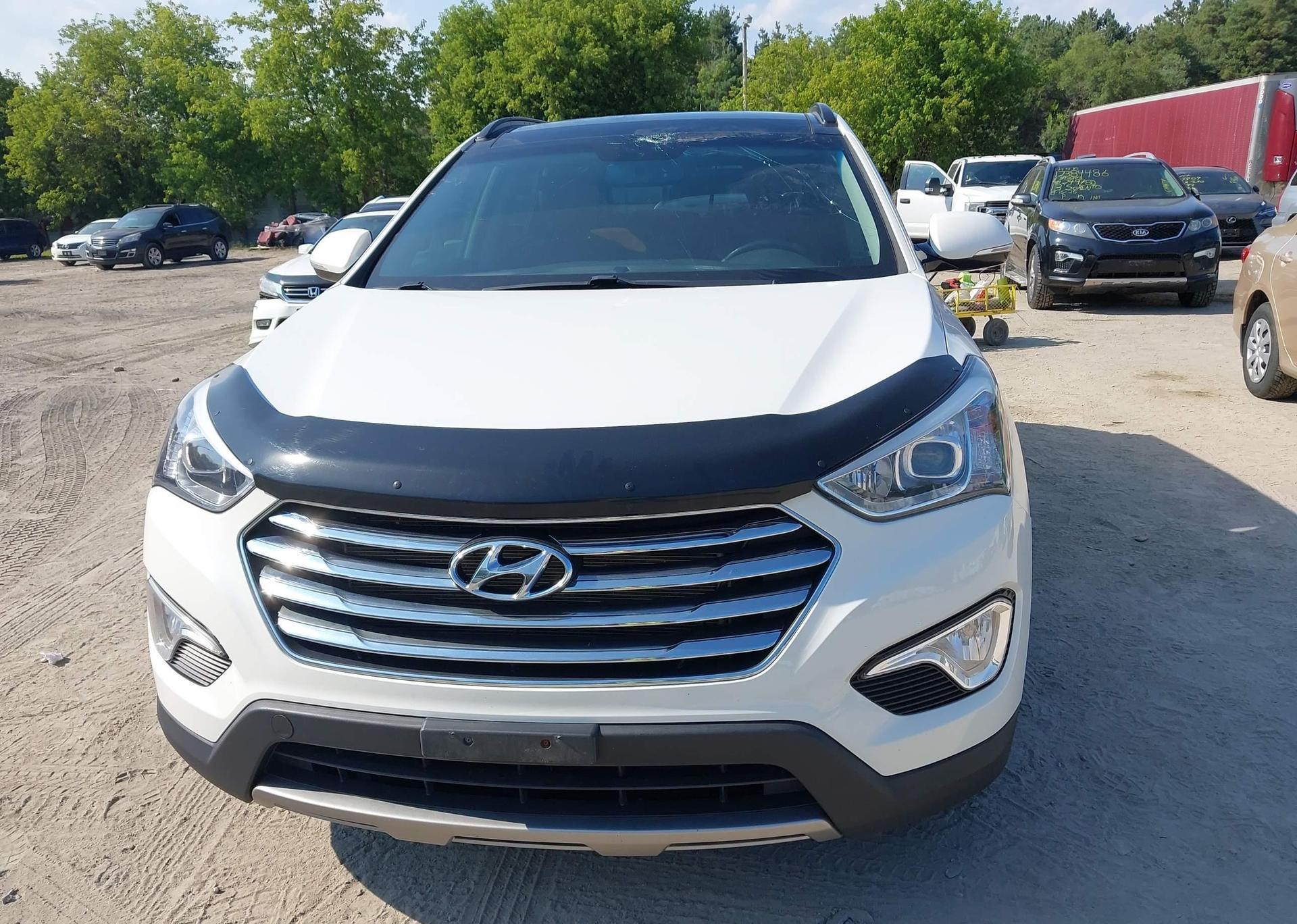 2016 HYUNDAI SANTA FE SE
