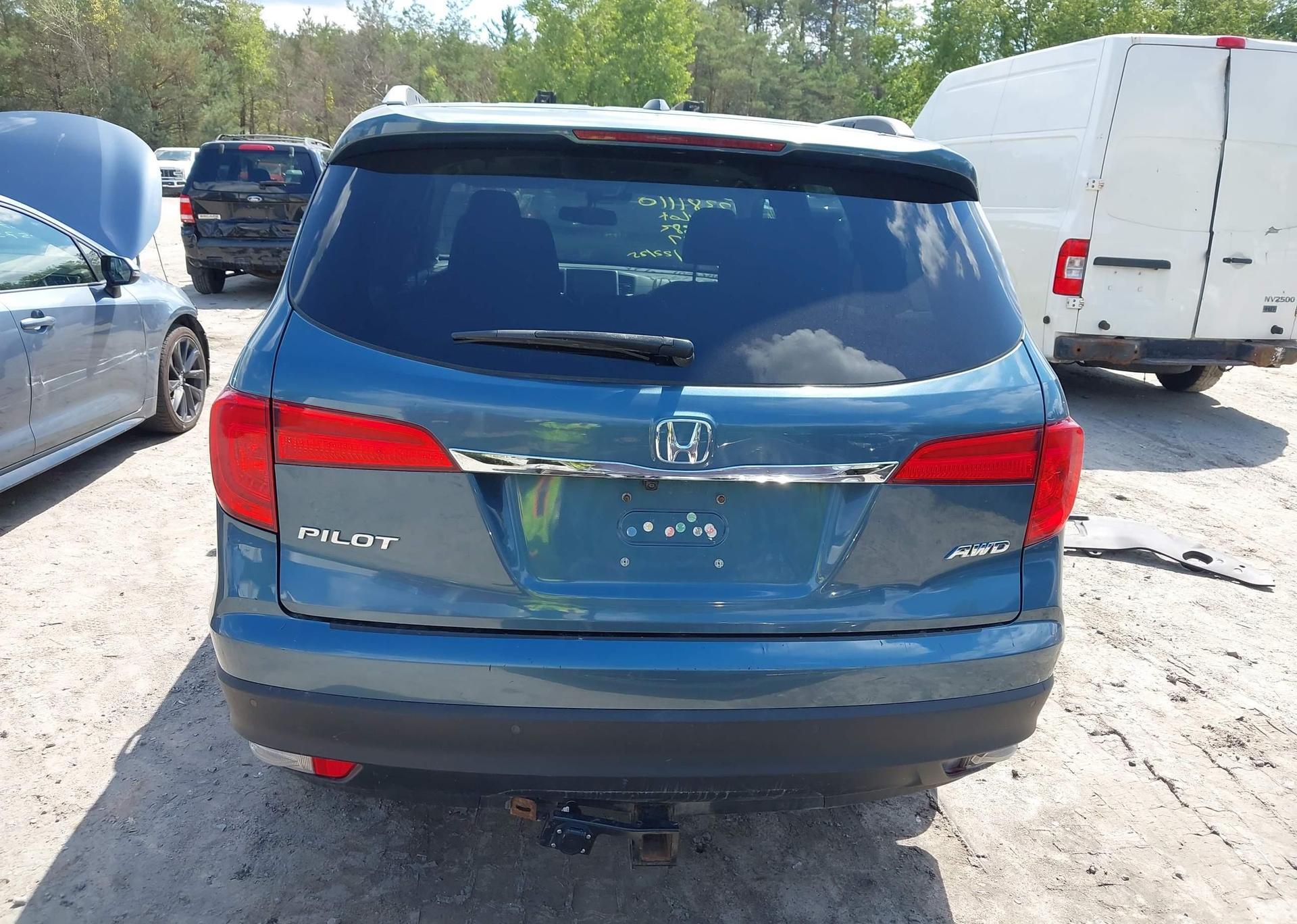 2016 HONDA PILOT EXLN